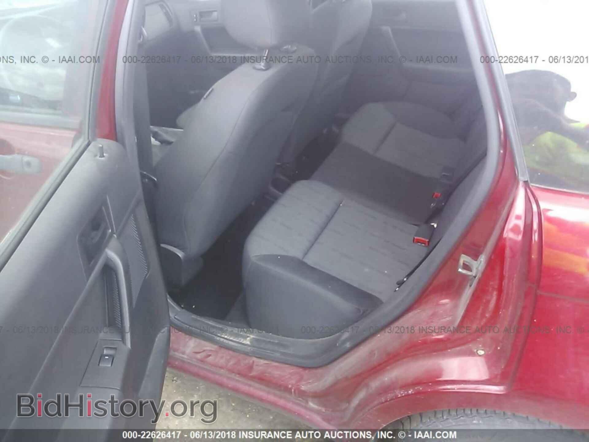 2011 Ford Focus - VIN: 1FAHP3FN5BW157600 - Фото 8