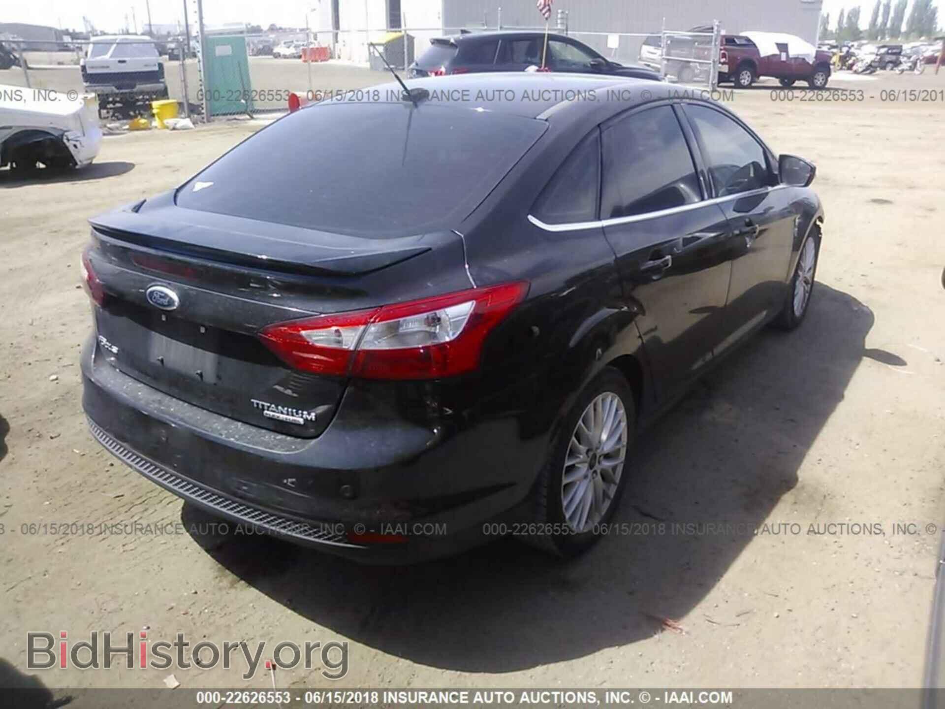 2013 Ford Focus - VIN: 1FADP3J20DL210526 - Photo 4