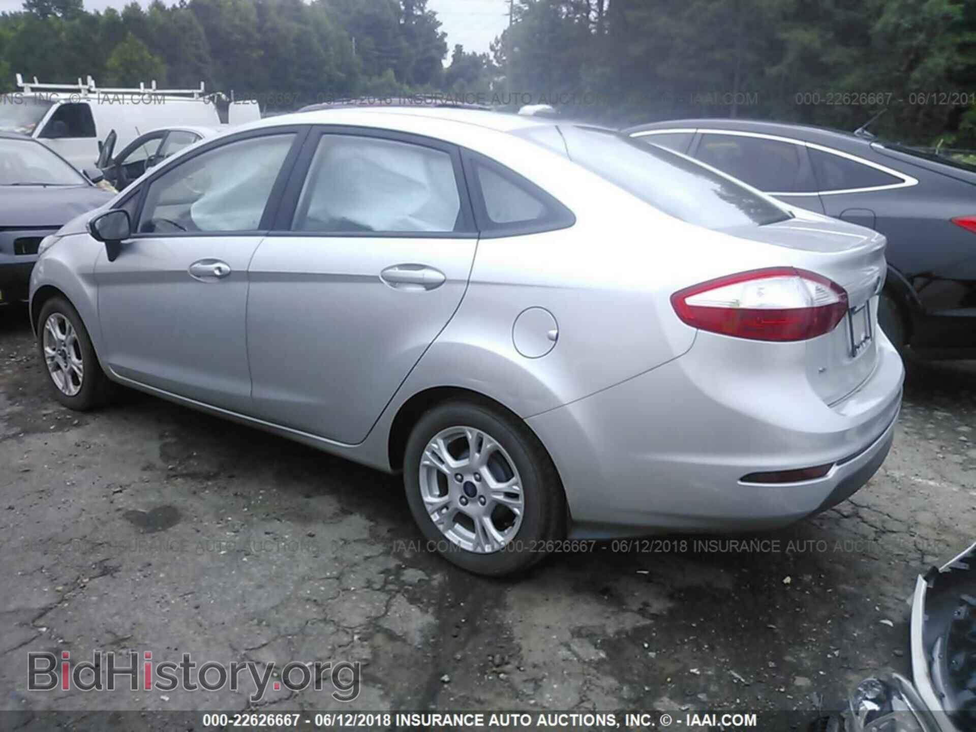 2015 Ford Fiesta - VIN: 3FADP4BJ9FM204088 - Фото 3
