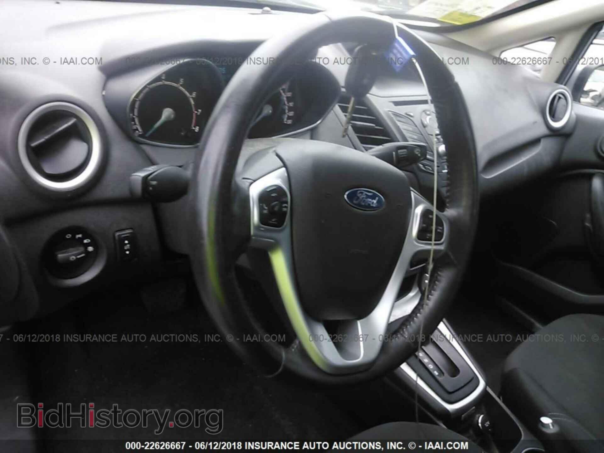 2015 Ford Fiesta - VIN: 3FADP4BJ9FM204088 - Фото 5