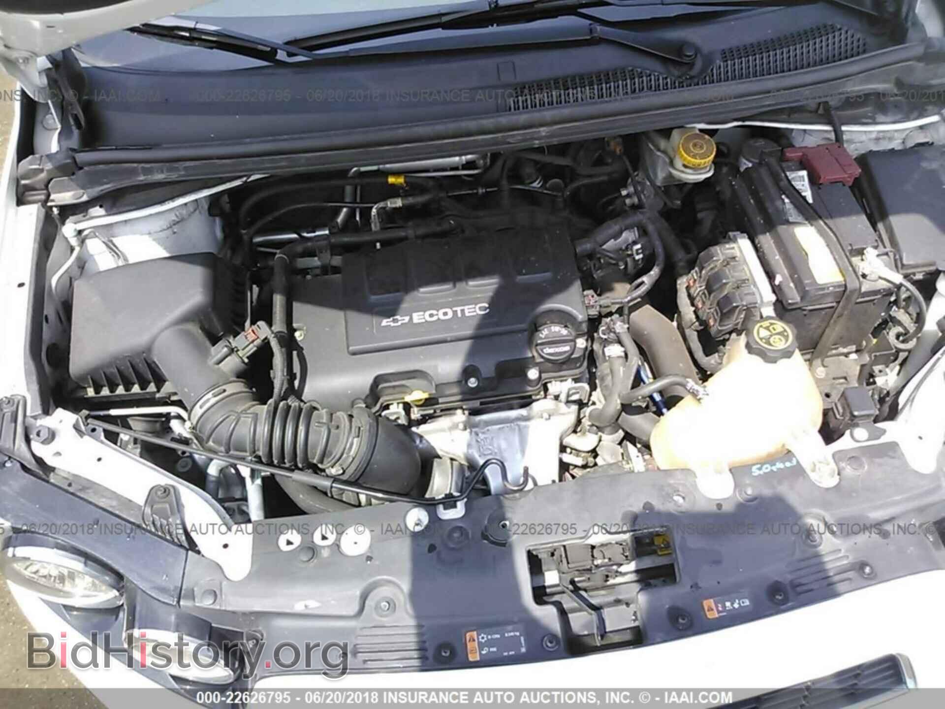 2014 Chevrolet Sonic - VIN: 1G1JE5SB4E4215505 - Фото 10