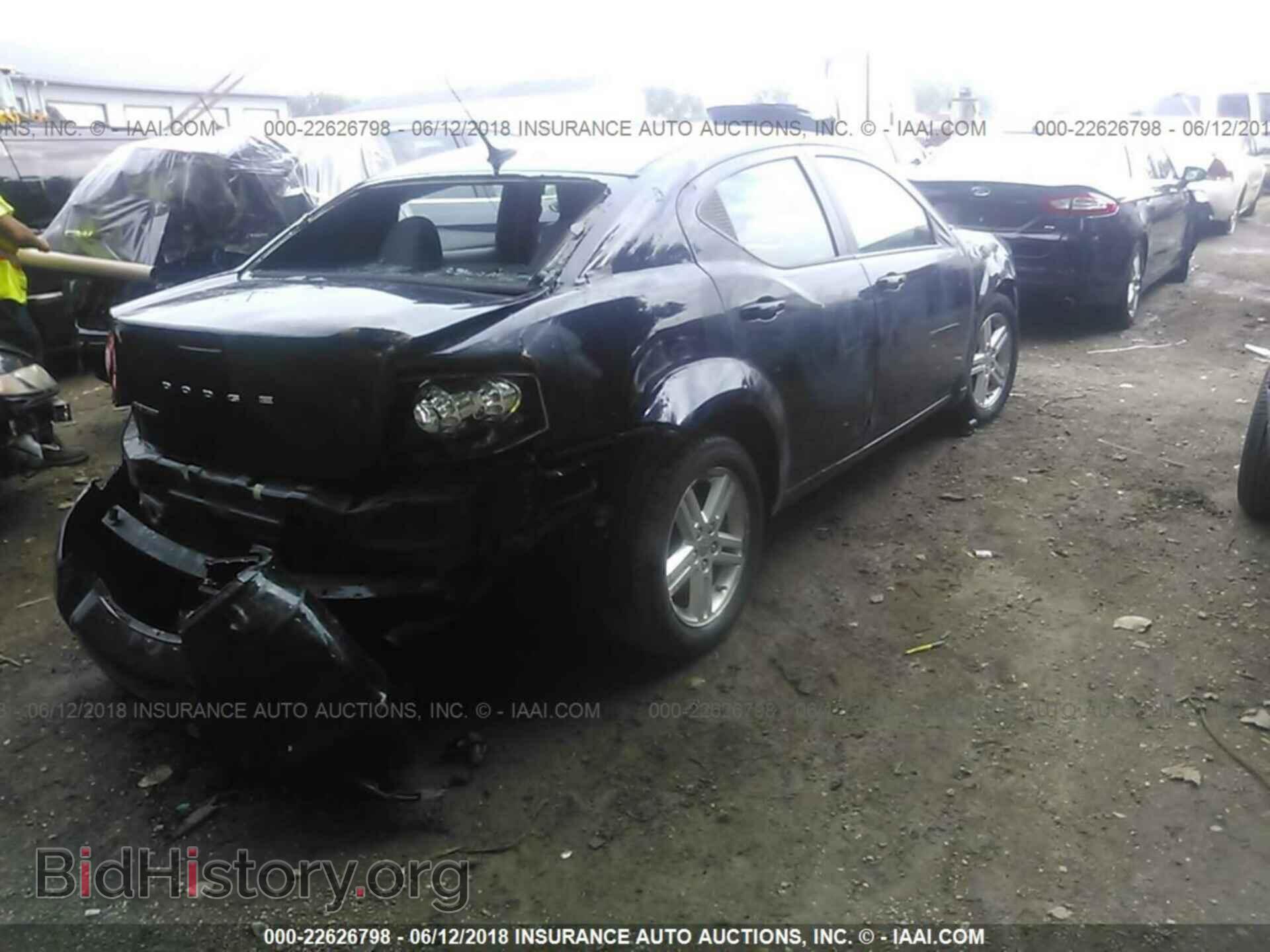2011 Dodge Avenger - VIN: 1B3BD1FB4BN526537 - Фото 4