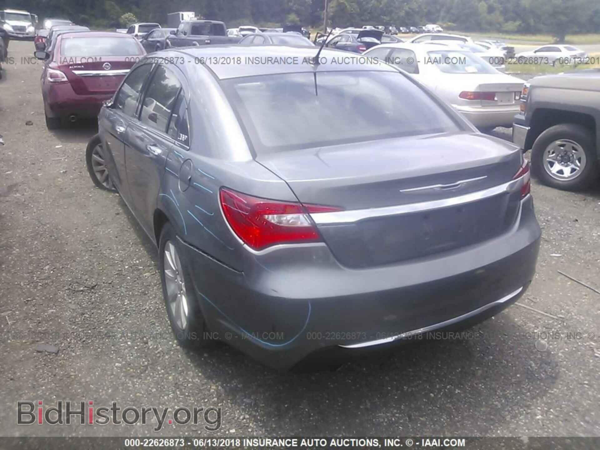 2013 Chrysler 200 - VIN: 1C3CCBCG0DN524710 - Фото 3