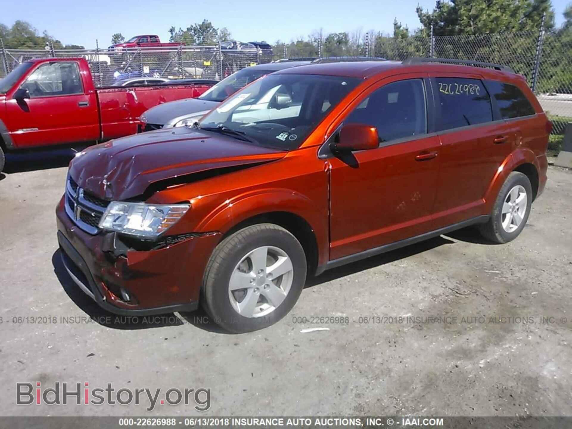 2012 Dodge Journey - VIN: 3C4PDCBG7CT362977 - Фото 2