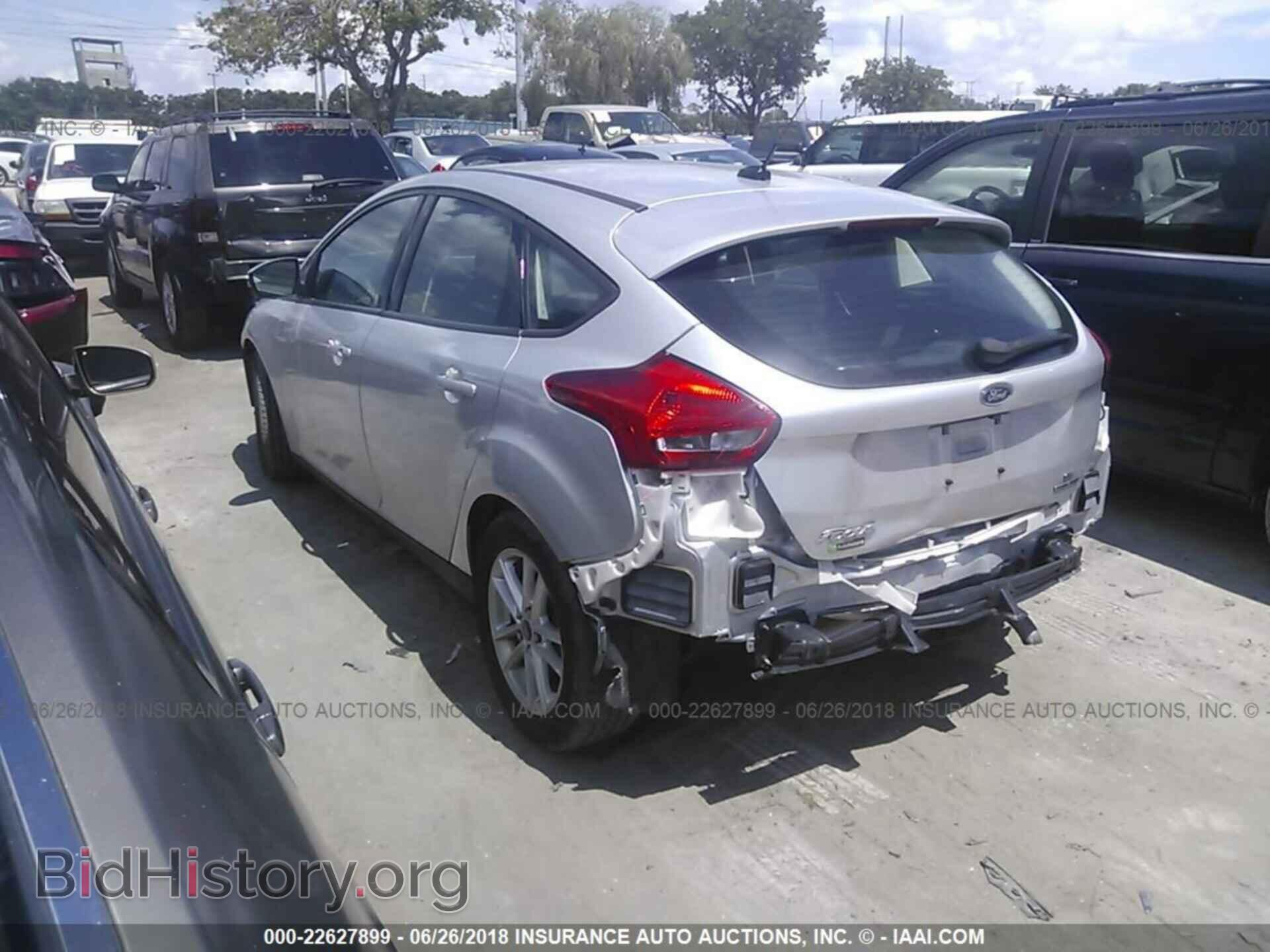 2015 Ford Focus - VIN: 1FADP3K27FL380738 - Фото 3