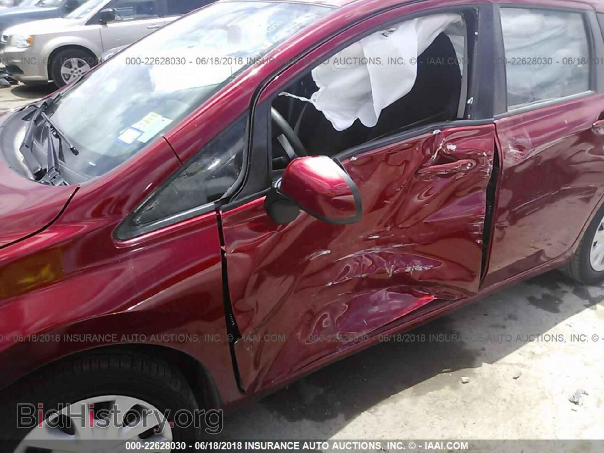 2014 Nissan Versa note - VIN: 3N1CE2CP4EL420585 - Photo 6
