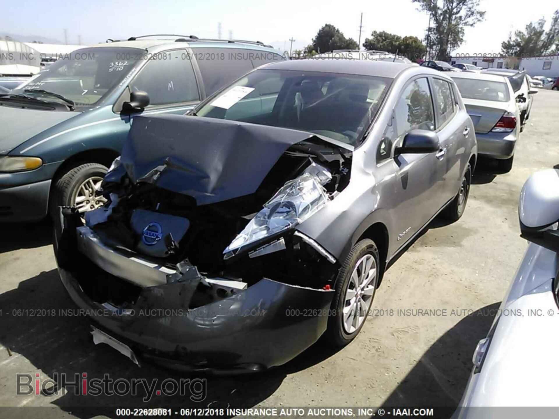 2017 Nissan Leaf - VIN: 1N4BZ0CP6HC308166 - Фото 2