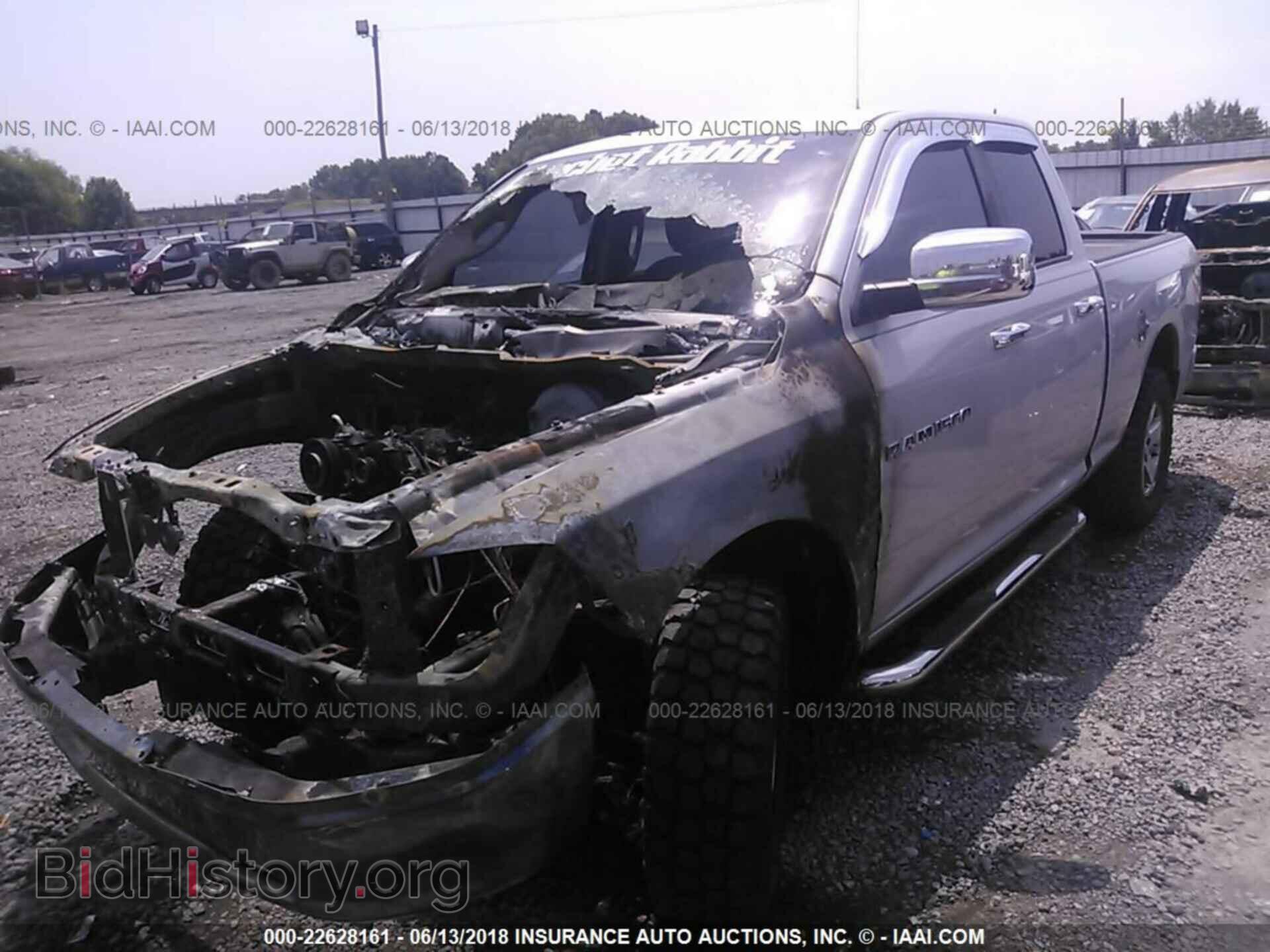 2011 Dodge Ram 1500 - VIN: 1D7RV1GP1BS586433 - Фото 2