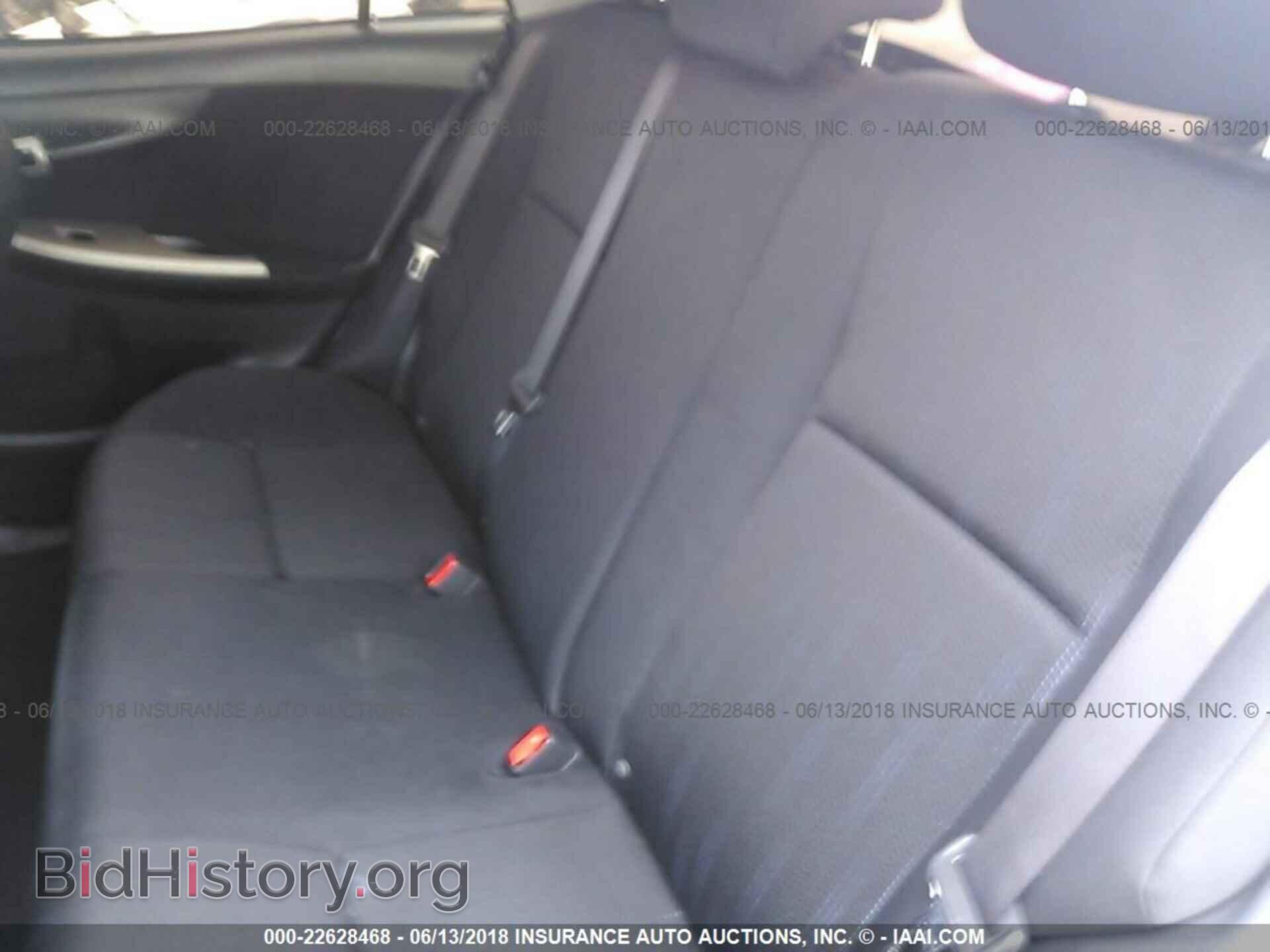2011 Toyota Corolla - VIN: 2T1BU4EEXBC729348 - Photo 8