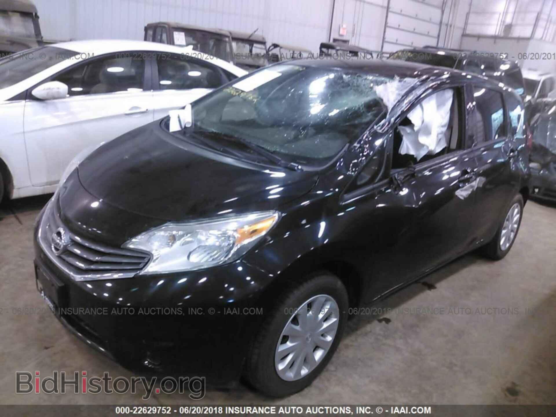 2016 Nissan Versa note - VIN: 3N1CE2CP9GL355624 - Photo 2
