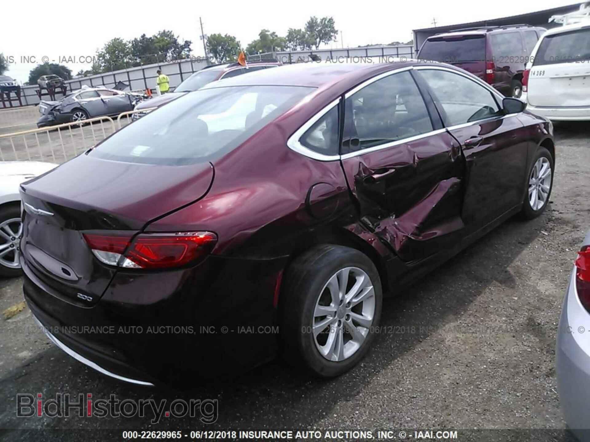 2016 Chrysler 200 - VIN: 1C3CCCAB0GN152254 - Photo 4