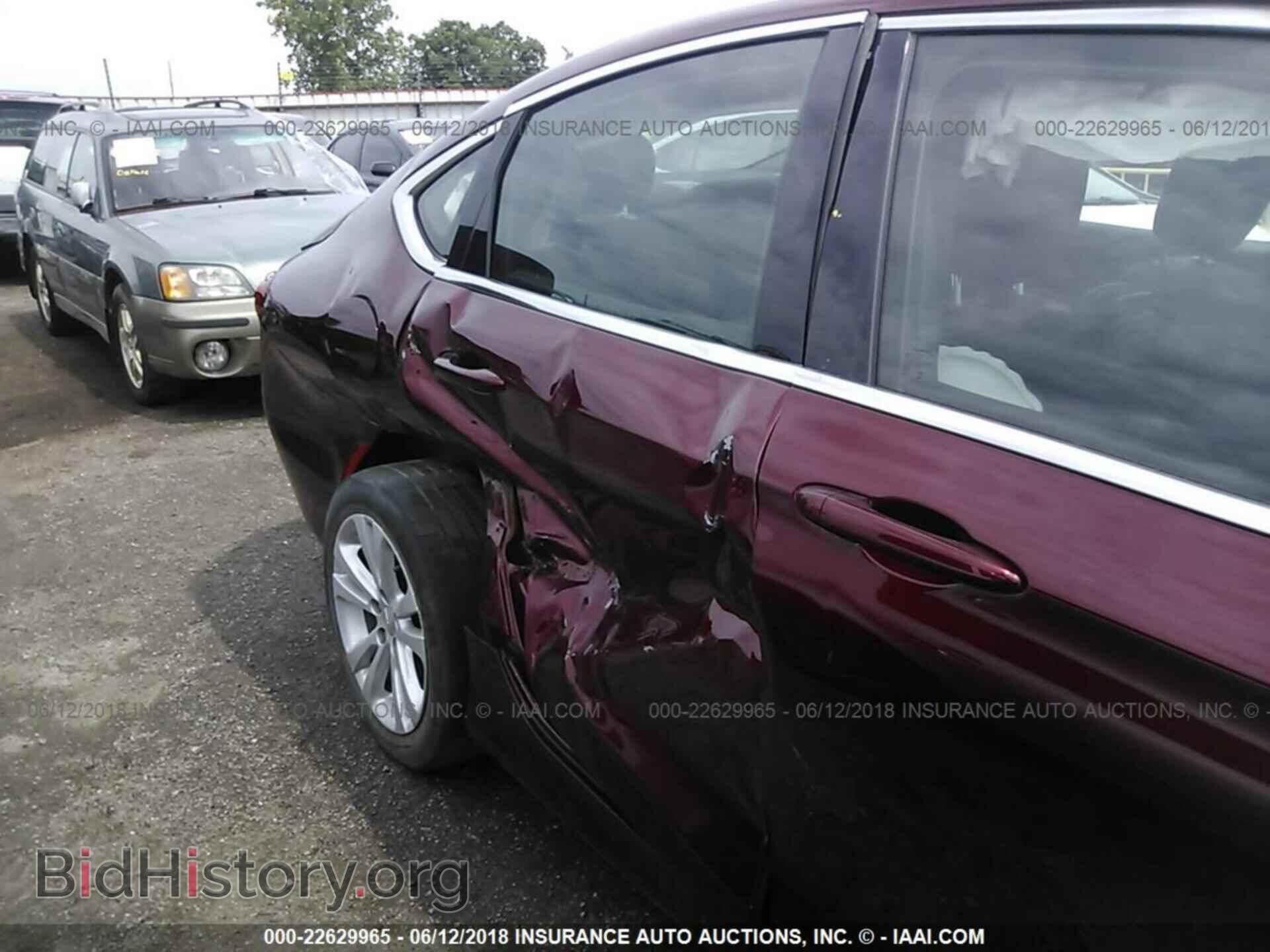 2016 Chrysler 200 - VIN: 1C3CCCAB0GN152254 - Photo 6