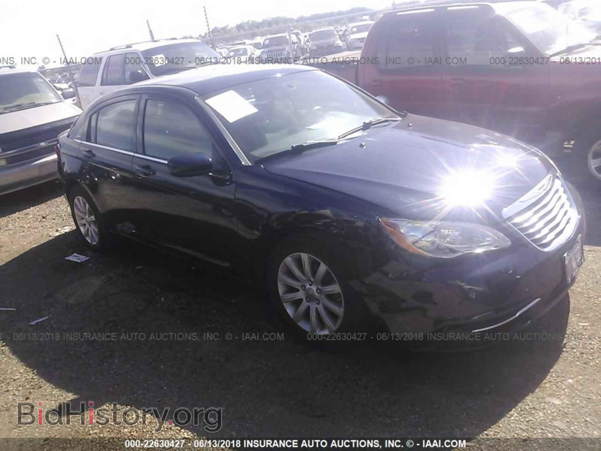 Photo 1C3CCBBB4EN183805 - Chrysler 200 2014