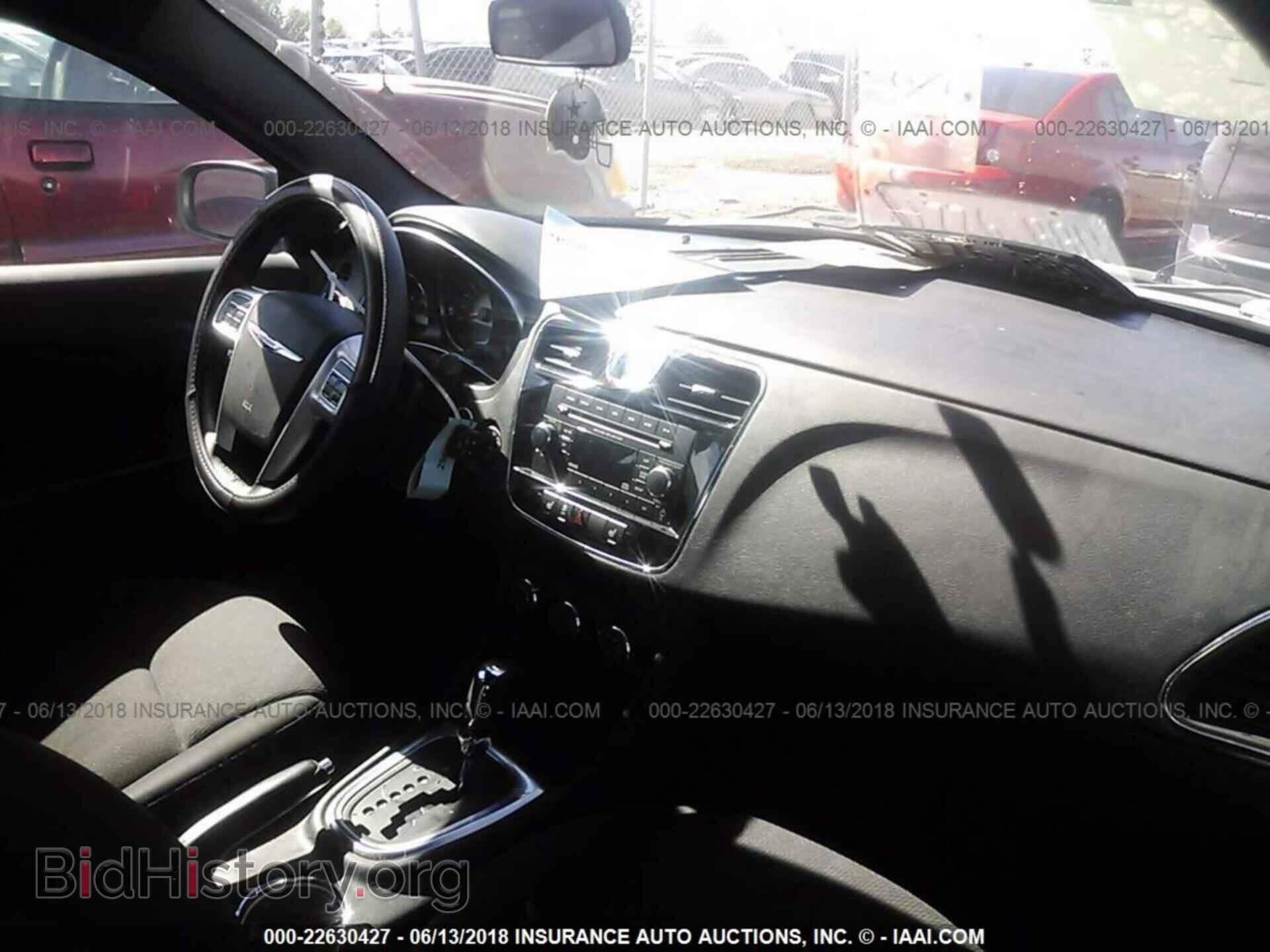2014 Chrysler 200 - VIN: 1C3CCBBB4EN183805 - Фото 5