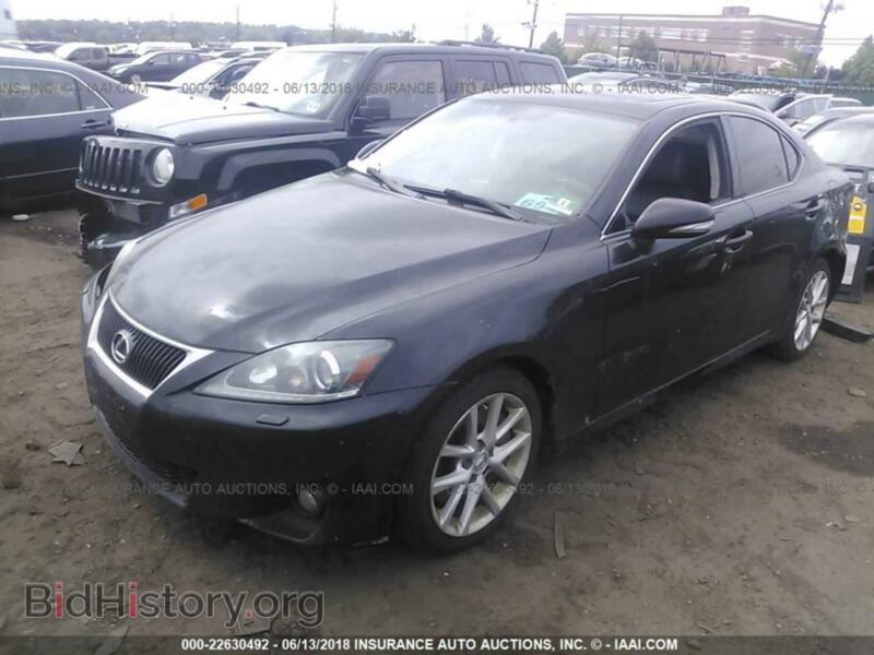 2012 Lexus IS (VIN JTHCE5C28C5002545) — photo 2 of 10