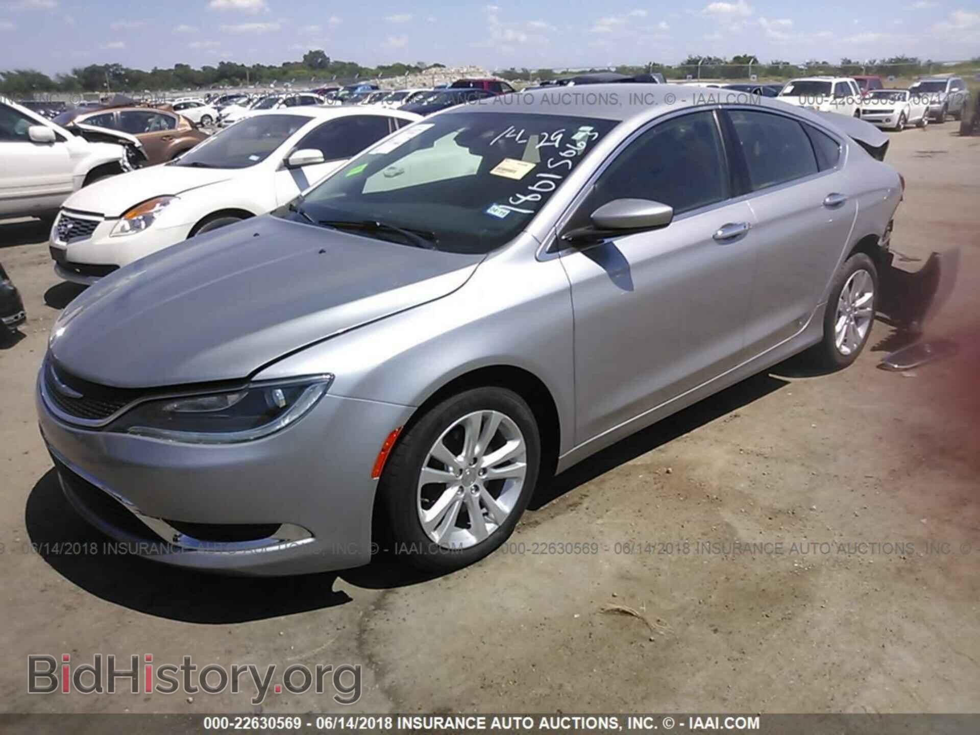 2015 Chrysler 200 - VIN: 1C3CCCAB9FN616155 - Photo 2