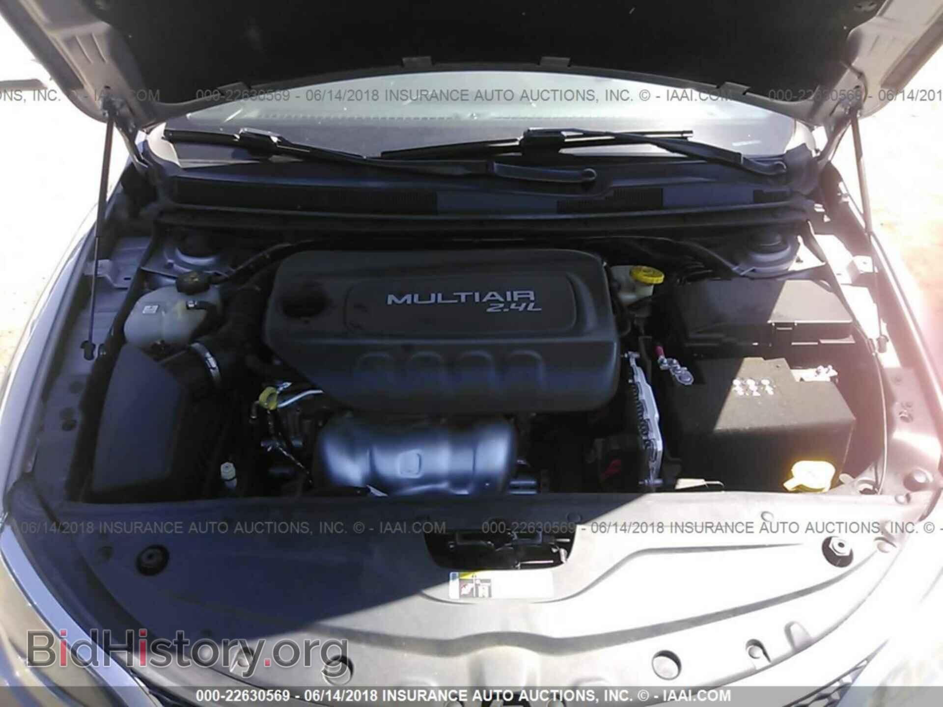 2015 Chrysler 200 - VIN: 1C3CCCAB9FN616155 - Photo 10