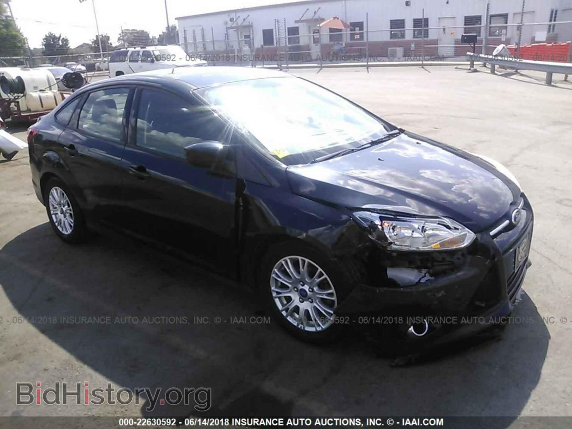 Photo 1FAHP3F27CL169370 - Ford Focus 2012
