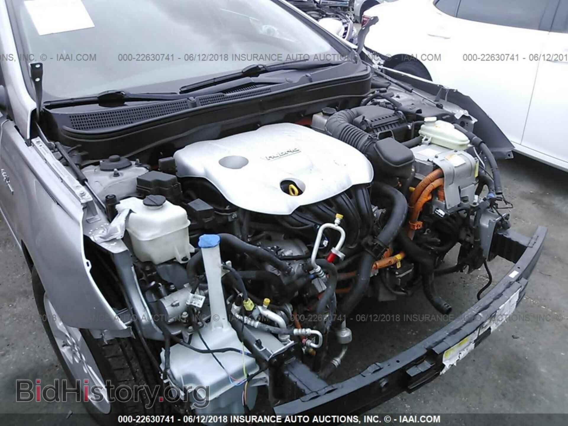2012 Hyundai Sonata - VIN: KMHEC4A49CA060889 - Photo 6