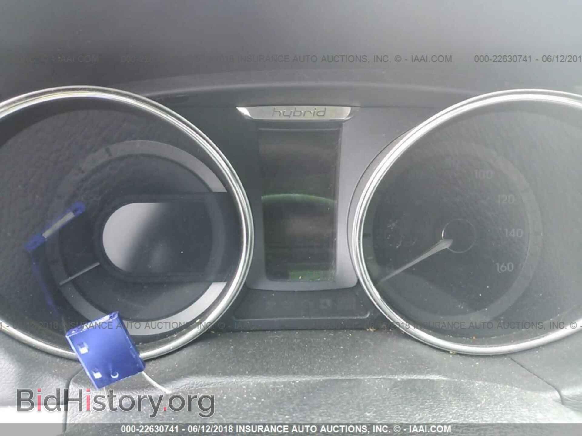 2012 Hyundai Sonata - VIN: KMHEC4A49CA060889 - Photo 7