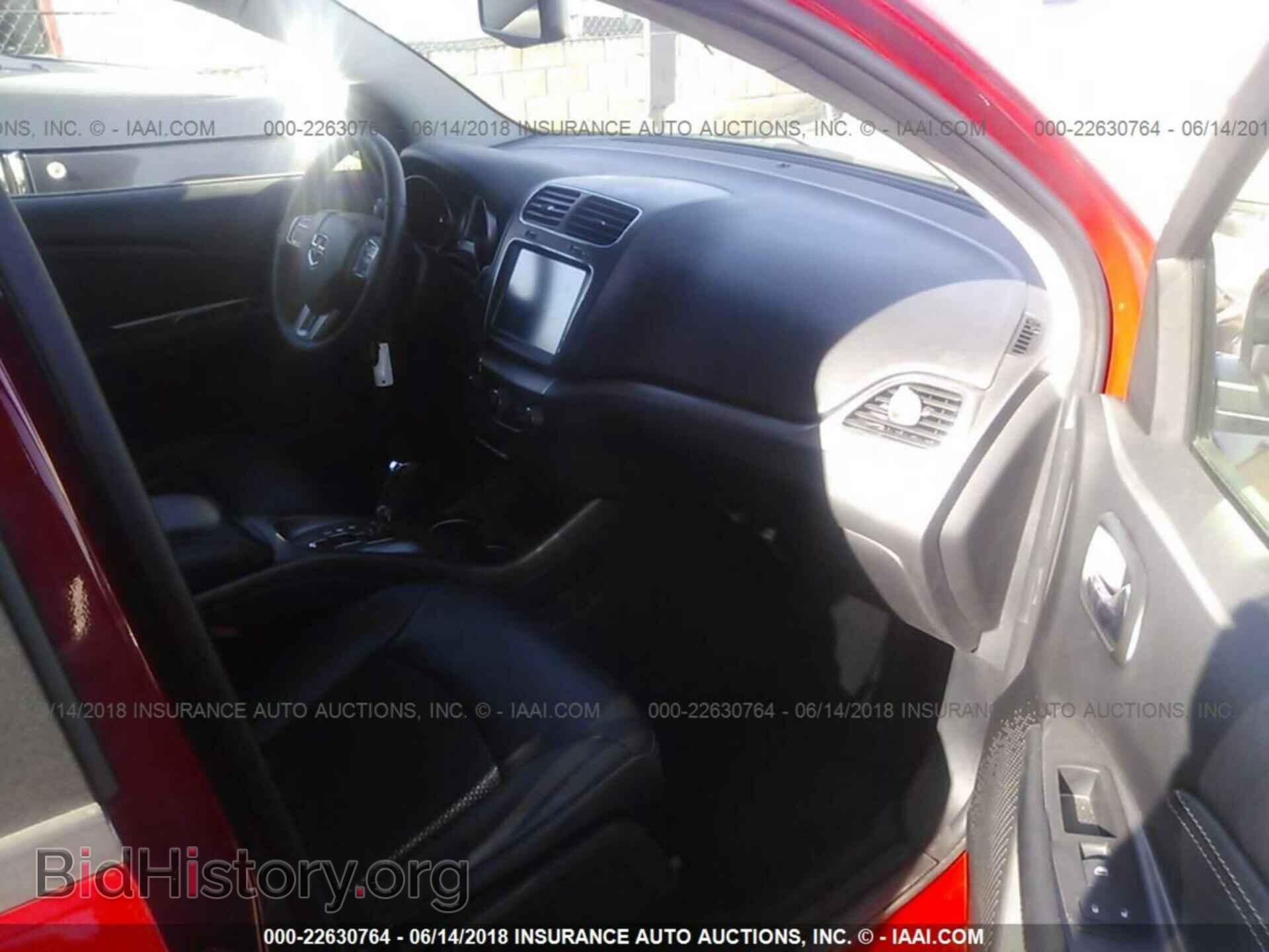 2017 Dodge Journey - VIN: 3C4PDCGB9HT648236 - Фото 5
