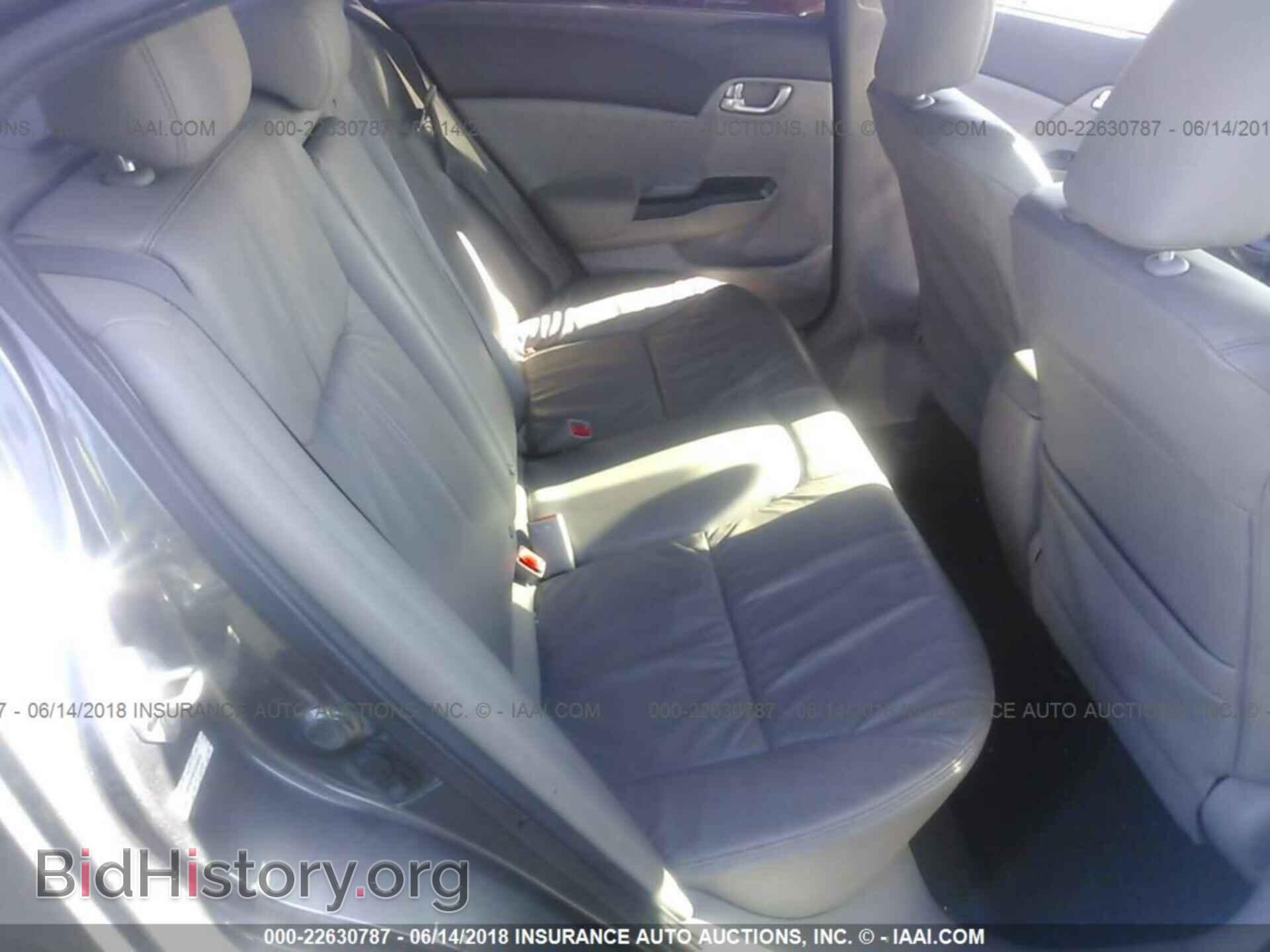 2012 Honda Civic - VIN: 19XFB2F92CE334970 - Photo 8
