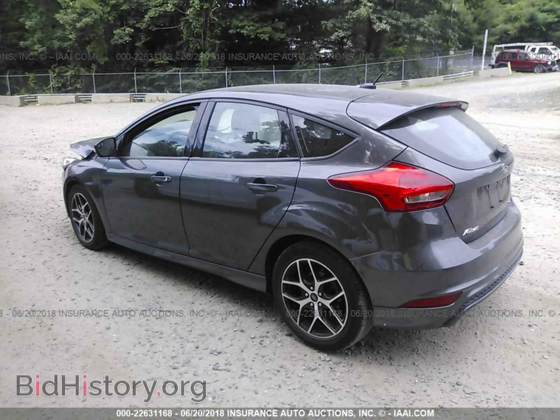 2016 Ford Focus - VIN: 1FADP3K29GL279136 - Фото 3