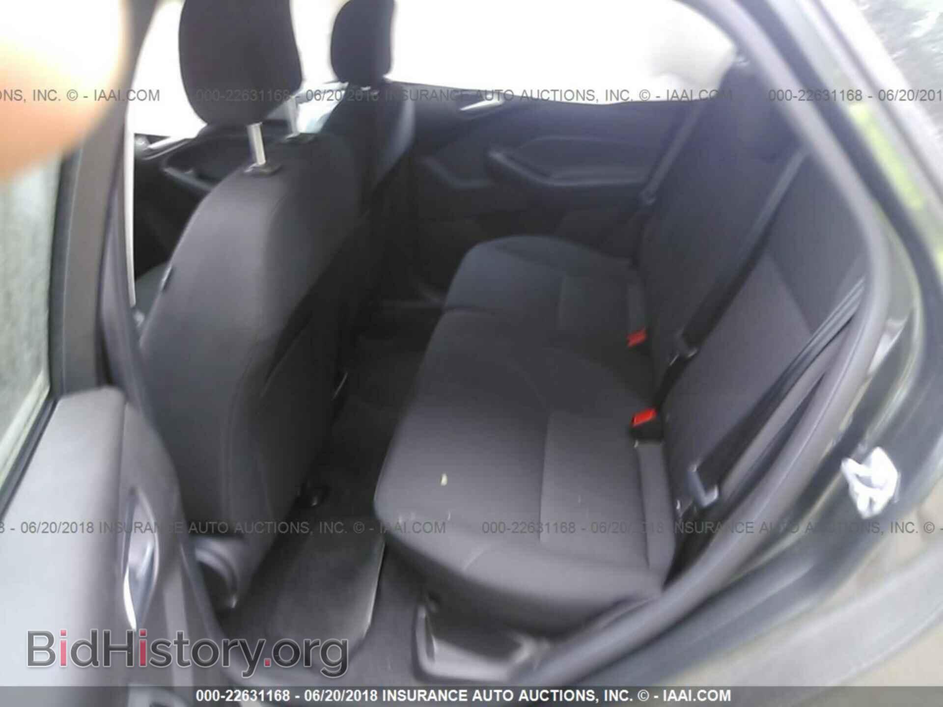 2016 Ford Focus - VIN: 1FADP3K29GL279136 - Фото 8