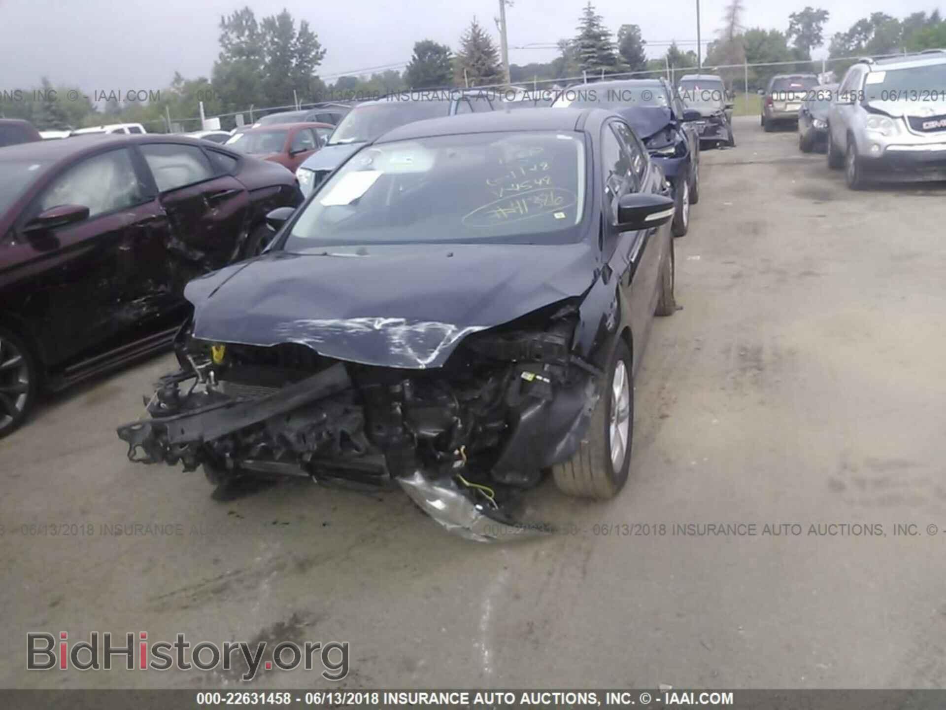 2014 Ford Focus - VIN: 1FADP3K24EL174548 - Фото 2