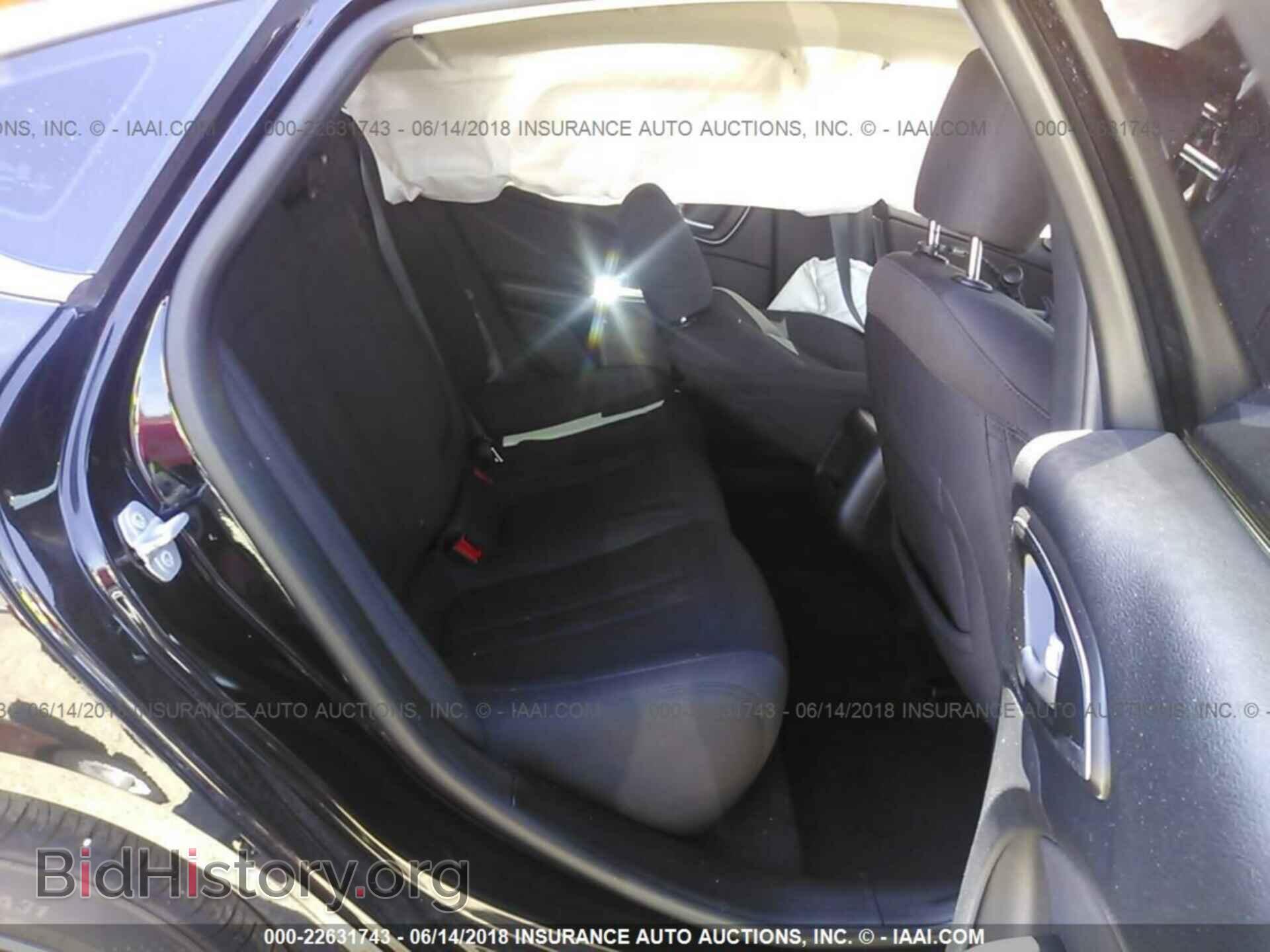2016 Chrysler 200 - VIN: 1C3CCCAB6GN159418 - Фото 8