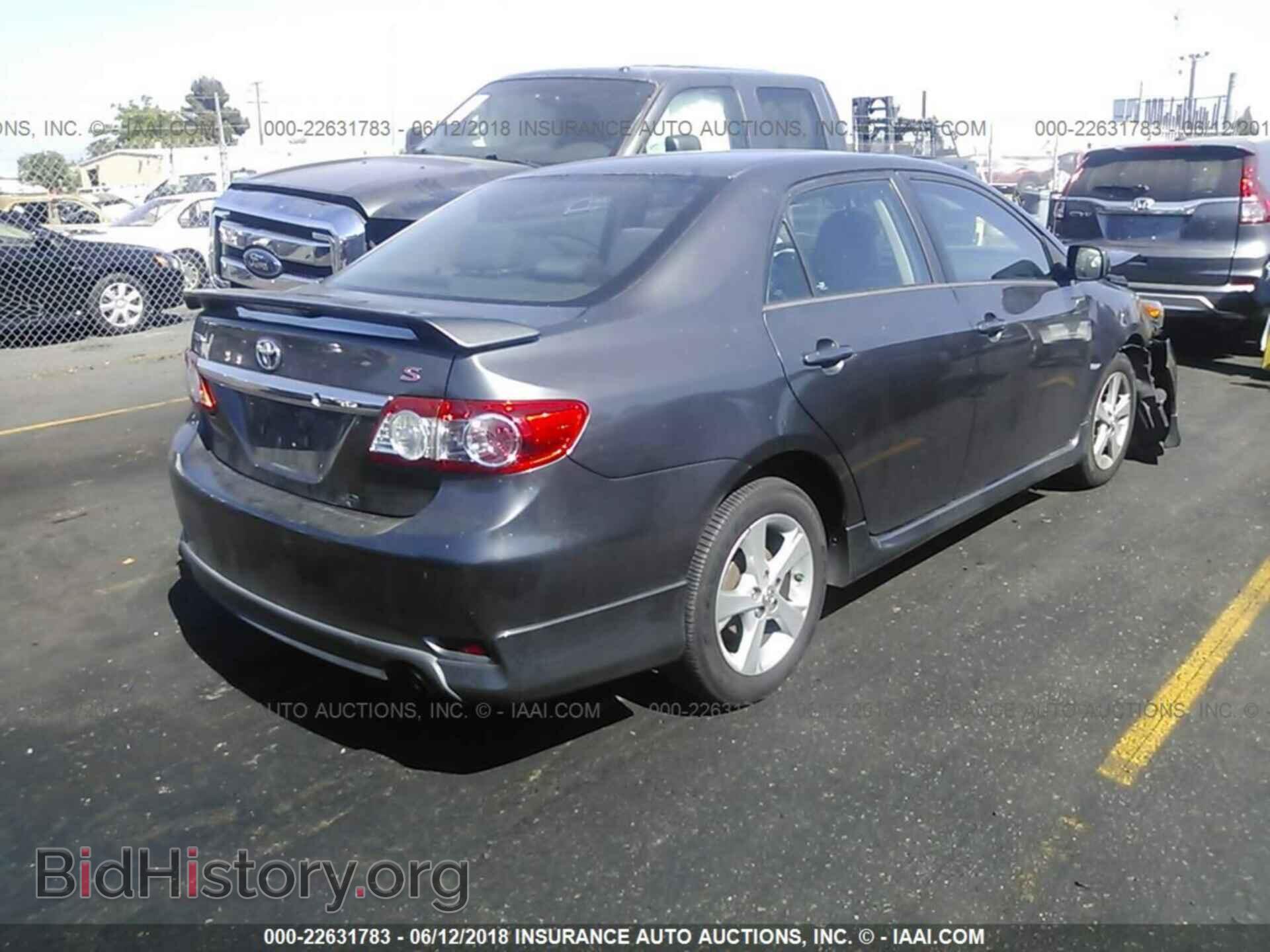2013 Toyota Corolla - VIN: 5YFBU4EE6DP200983 - Photo 4