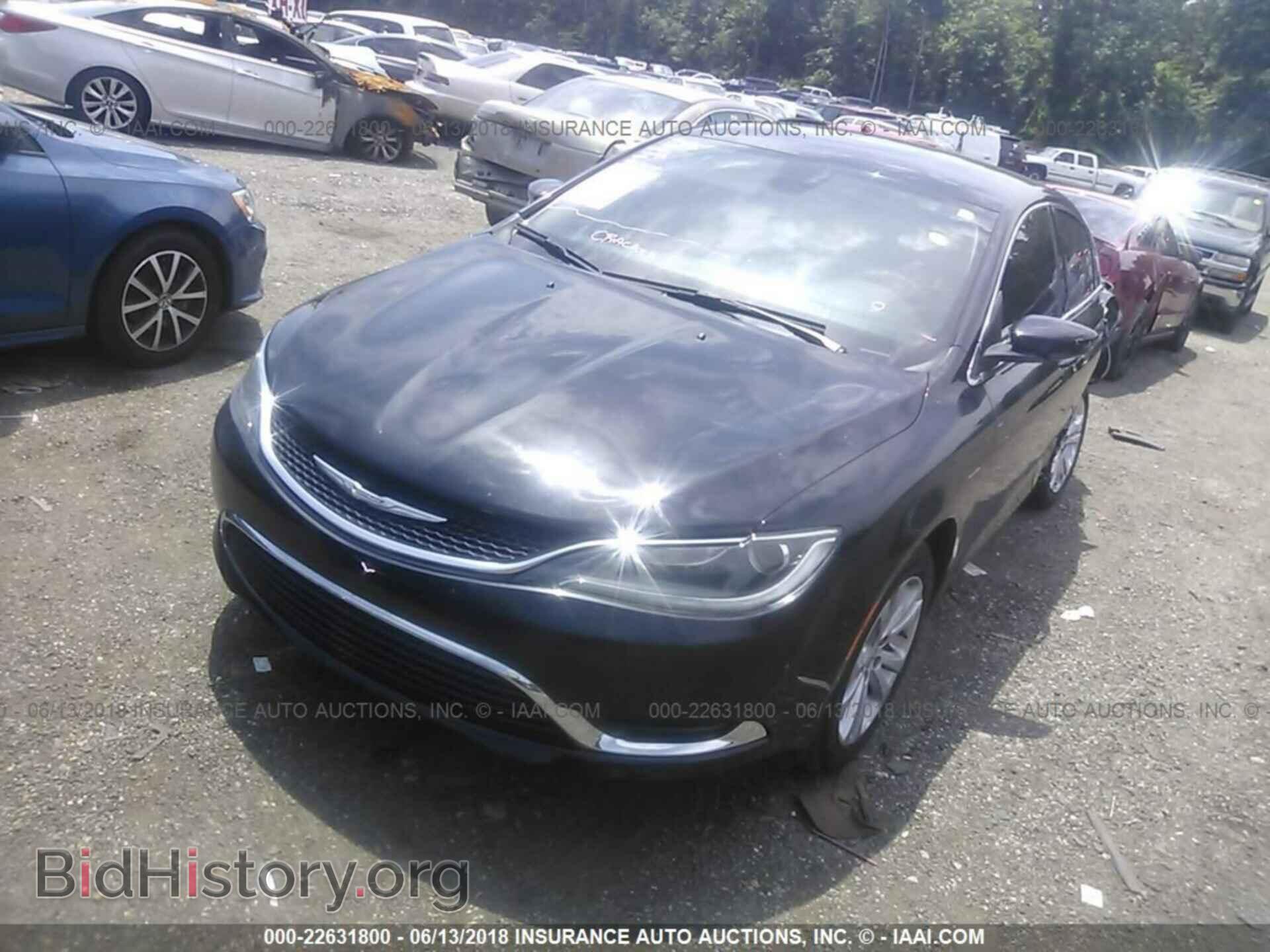 2015 Chrysler 200 - VIN: 1C3CCCAB4FN745629 - Photo 2