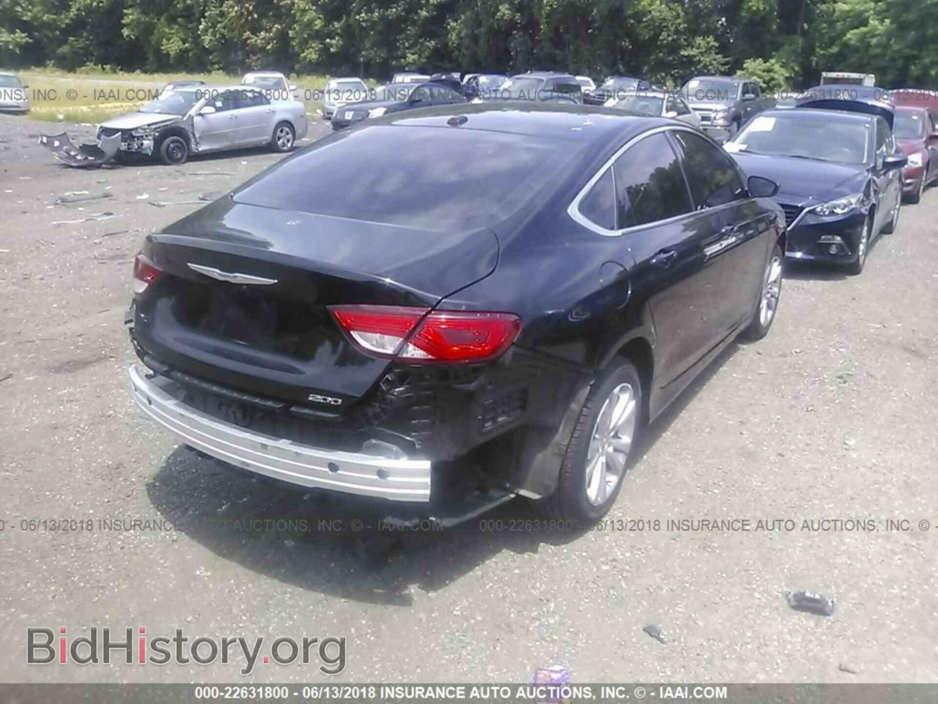 2015 Chrysler 200 - VIN: 1C3CCCAB4FN745629 - Photo 4