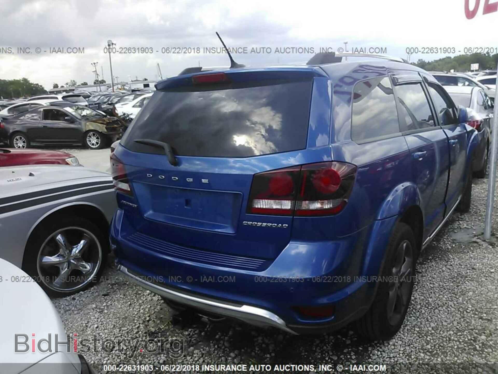 2015 Dodge Journey - VIN: 3C4PDCGB9FT644703 - Photo 4