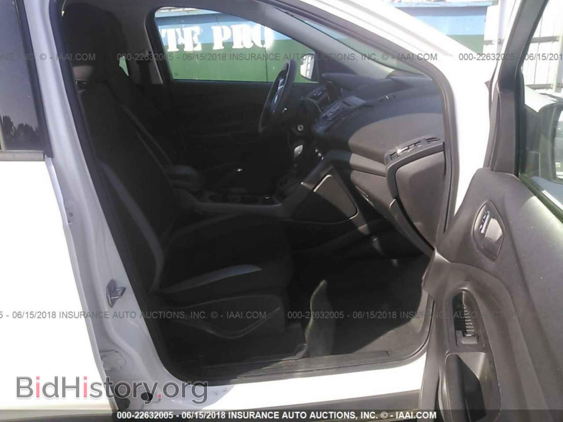 2014 Ford Escape - VIN: 1FMCU0F71EUD84596 - Photo 5