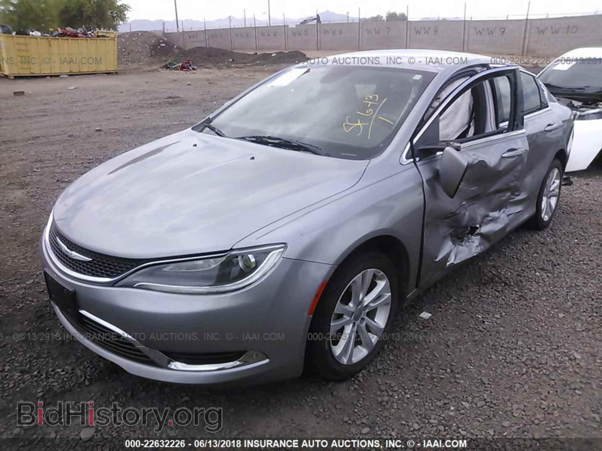 2016 Chrysler 200 - VIN: 1C3CCCAB0GN131453 - Photo 2