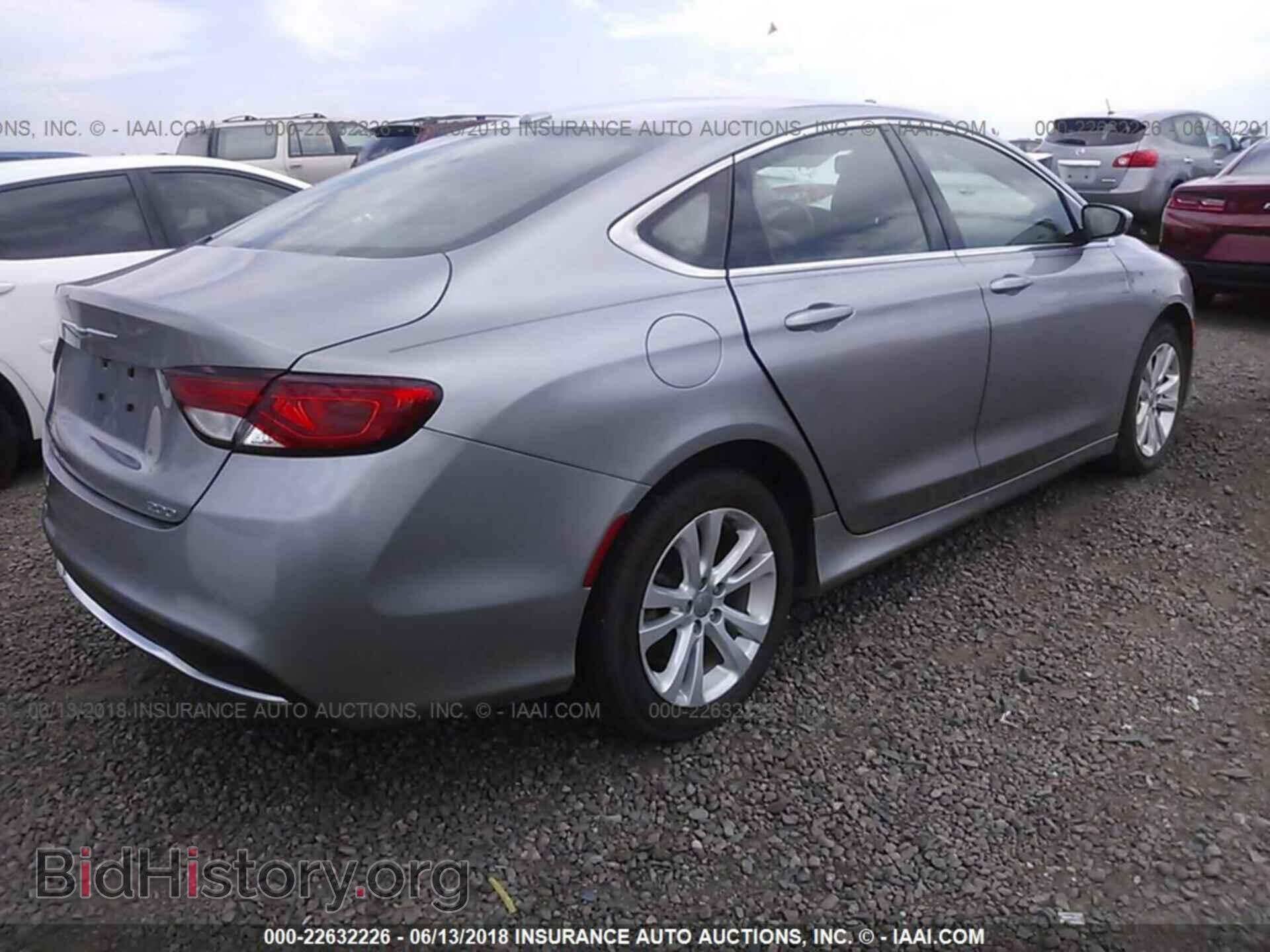 2016 Chrysler 200 - VIN: 1C3CCCAB0GN131453 - Photo 4