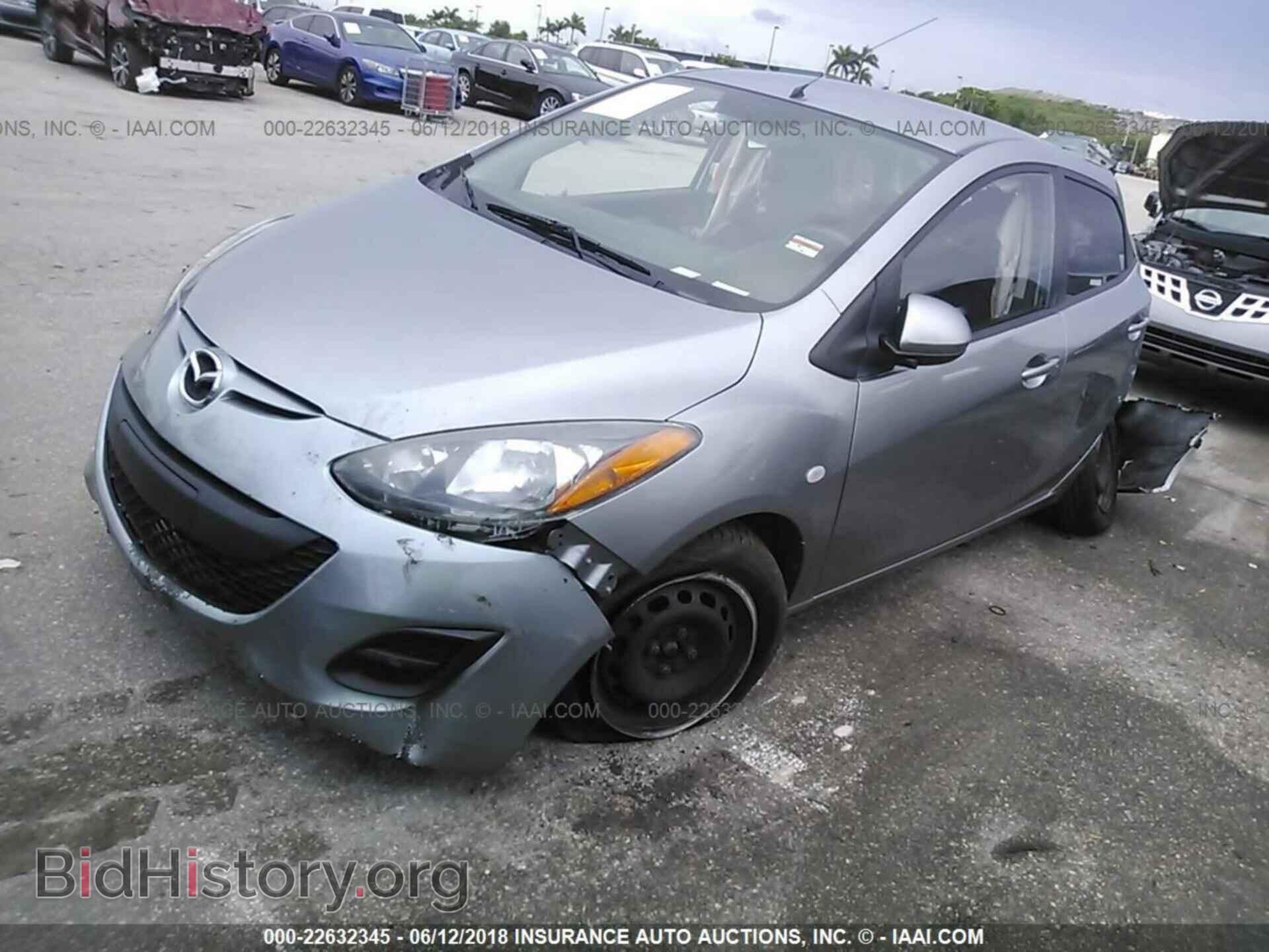 2014 MAZDA MAZDA2 - VIN: JM1DE1KY2E0172887 - Фото 2