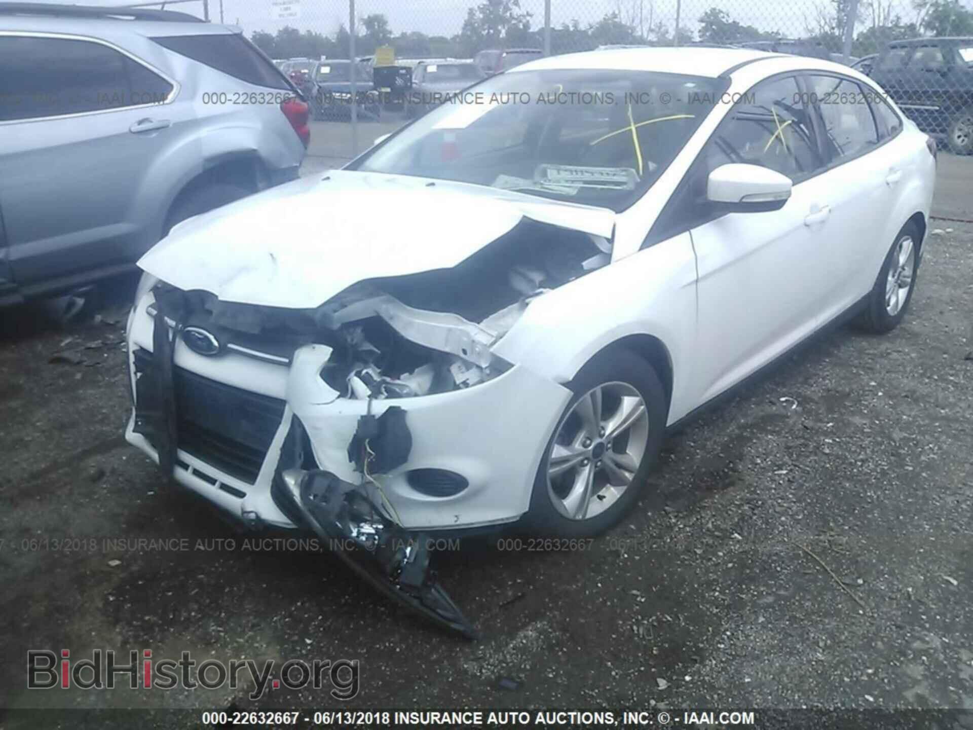 2013 Ford Focus - VIN: 1FADP3F22DL321054 - Photo 2
