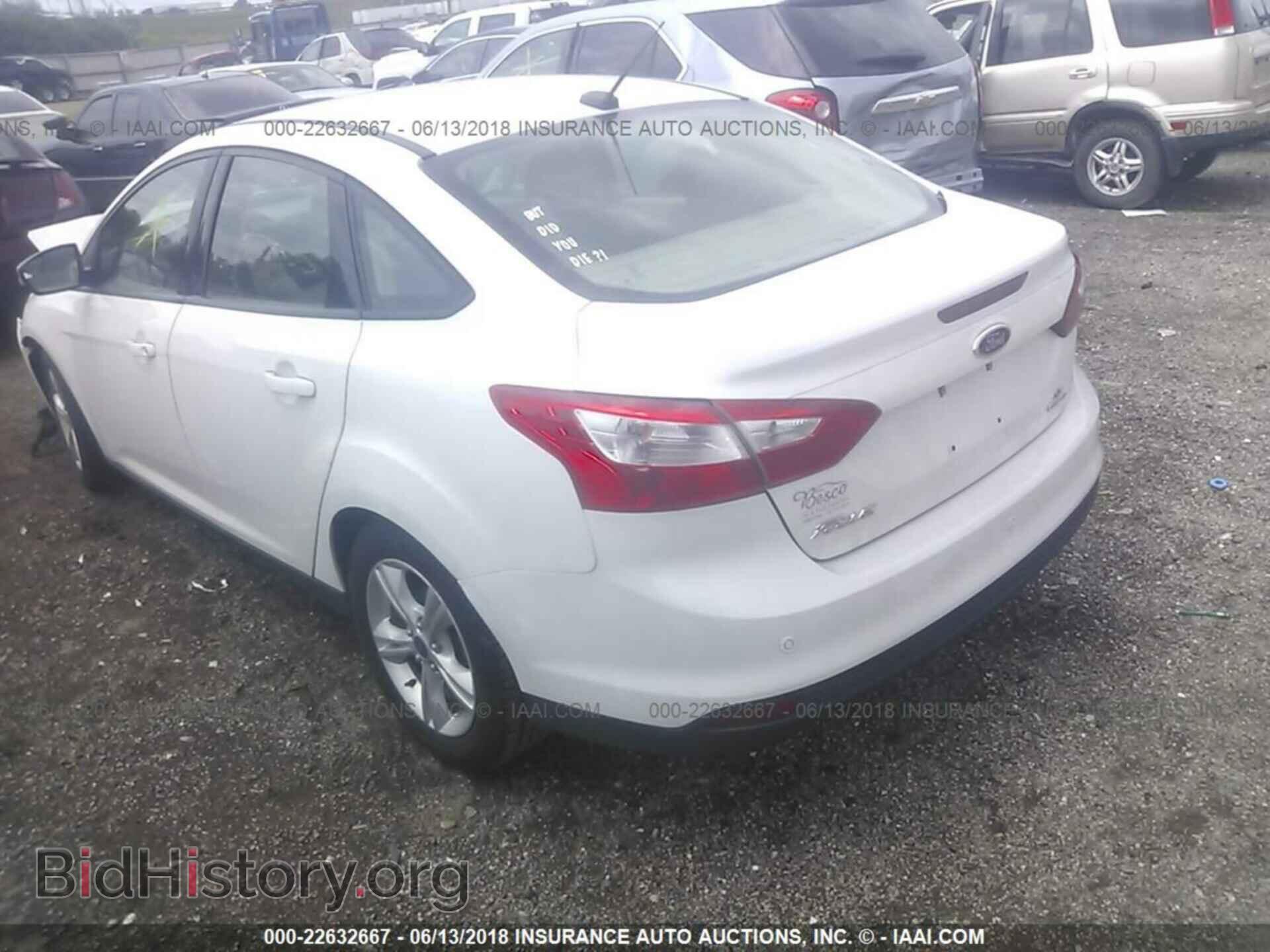 2013 Ford Focus - VIN: 1FADP3F22DL321054 - Photo 3