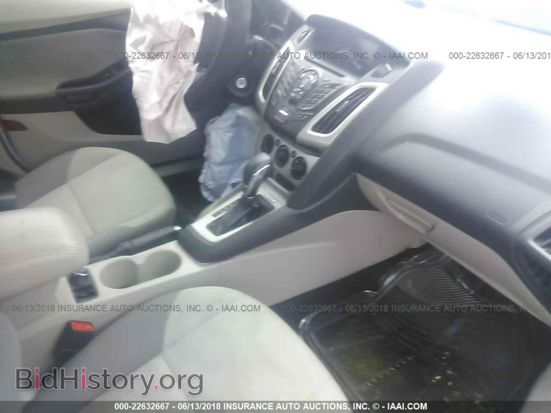 2013 Ford Focus - VIN: 1FADP3F22DL321054 - Photo 5