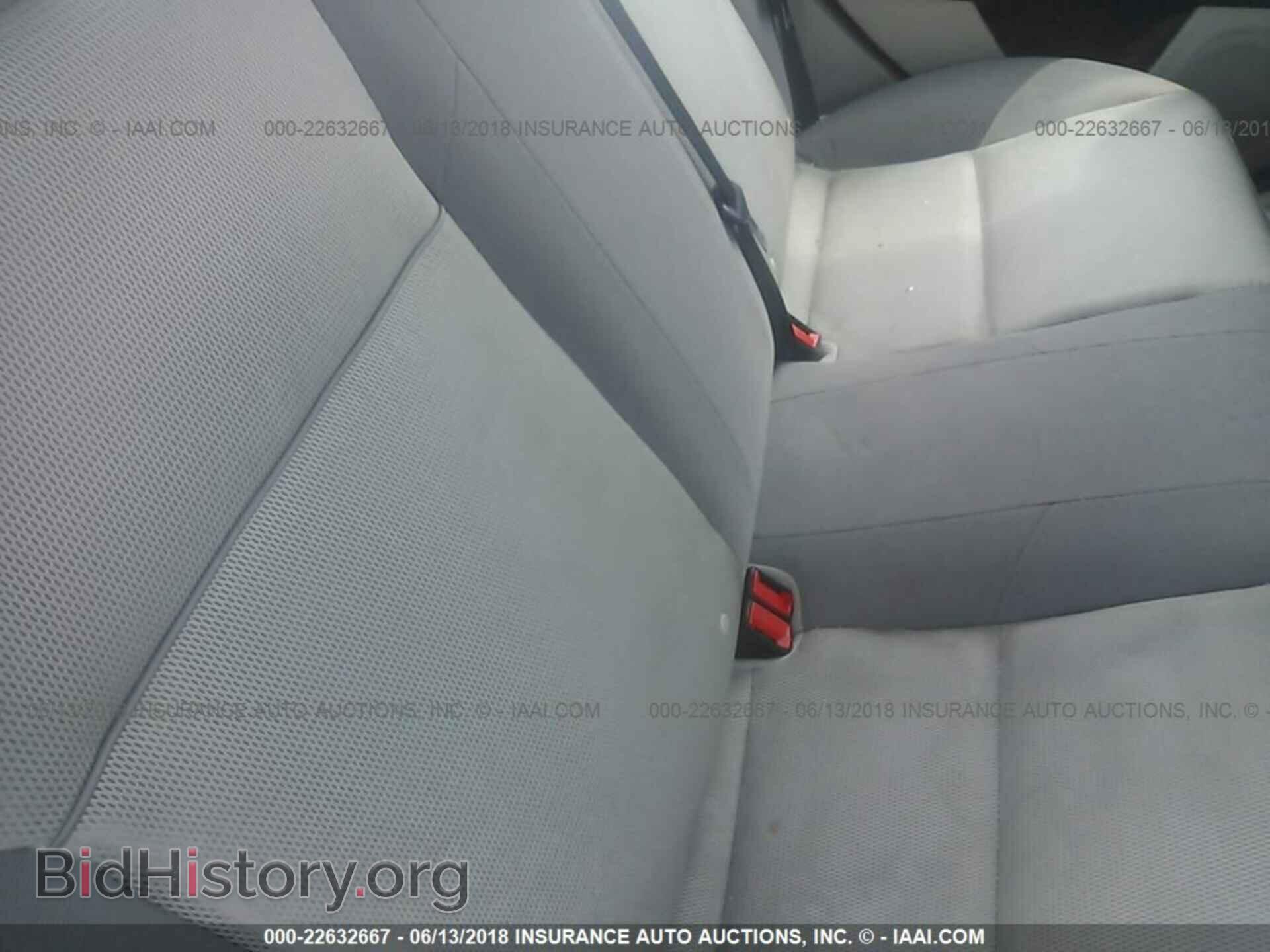 2013 Ford Focus - VIN: 1FADP3F22DL321054 - Photo 8