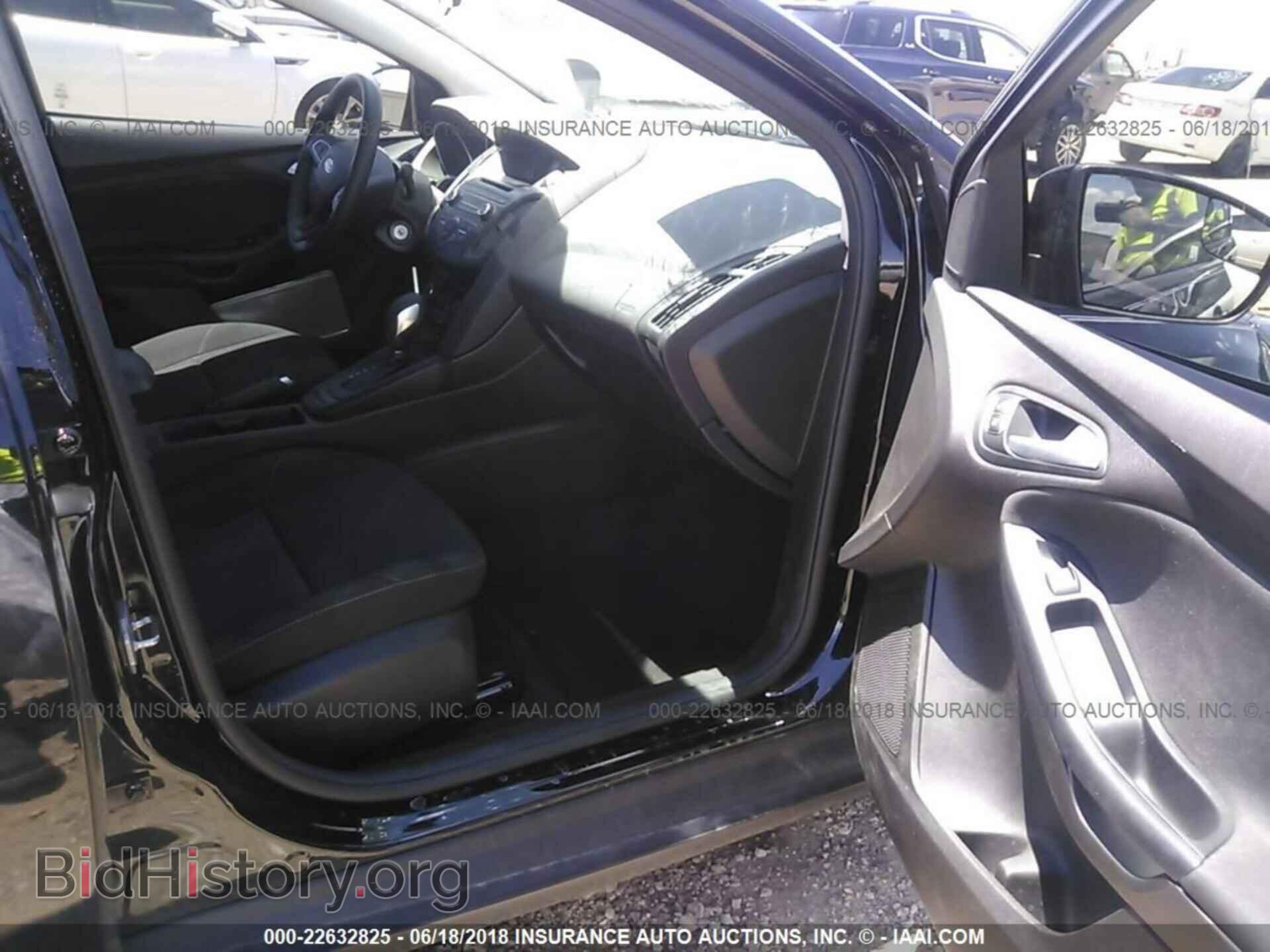 2017 Ford Focus - VIN: 1FADP3FE0HL266782 - Фото 5