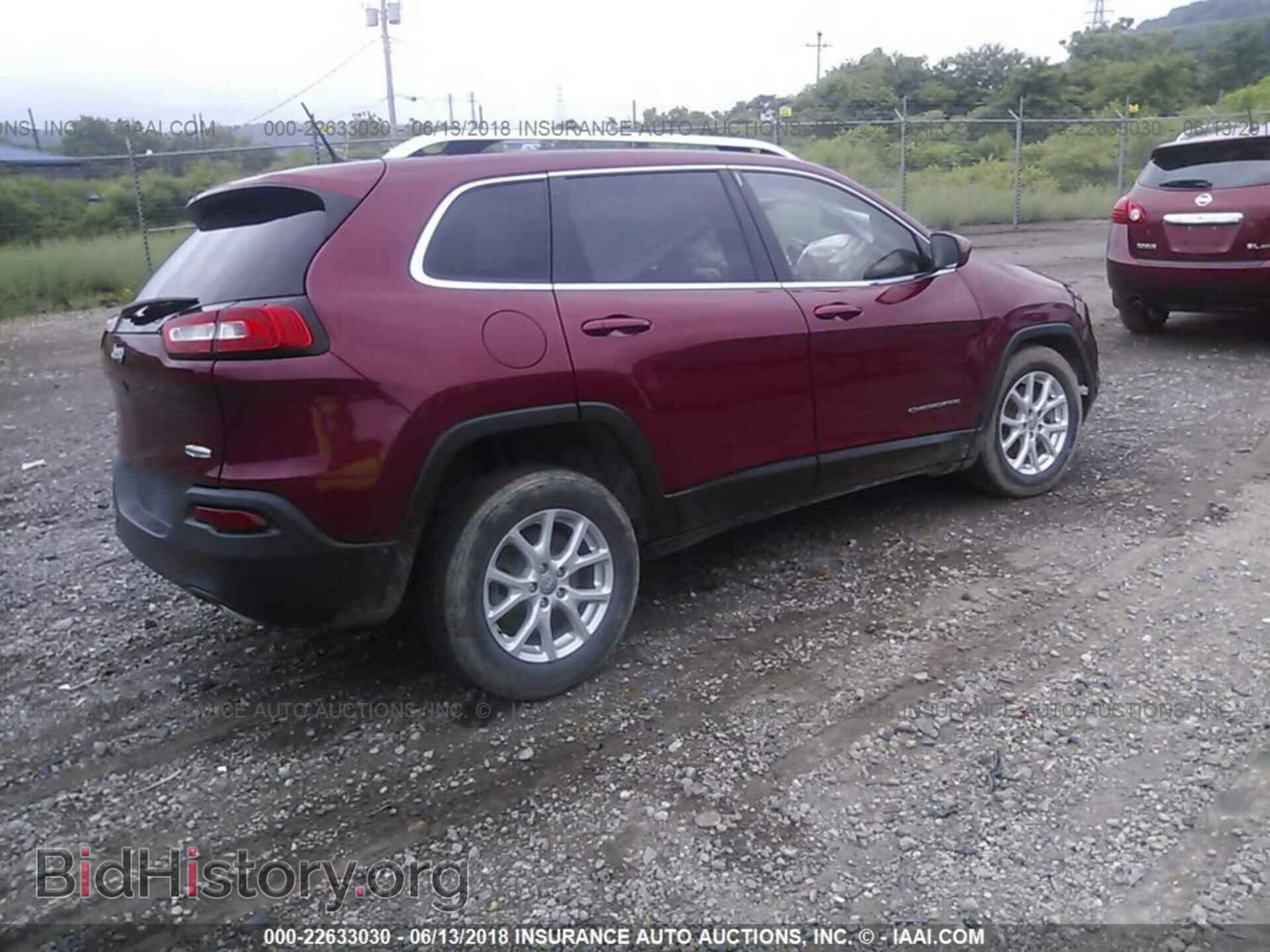 2015 Jeep Cherokee - VIN: 1C4PJMCS2FW589302 - Photo 4