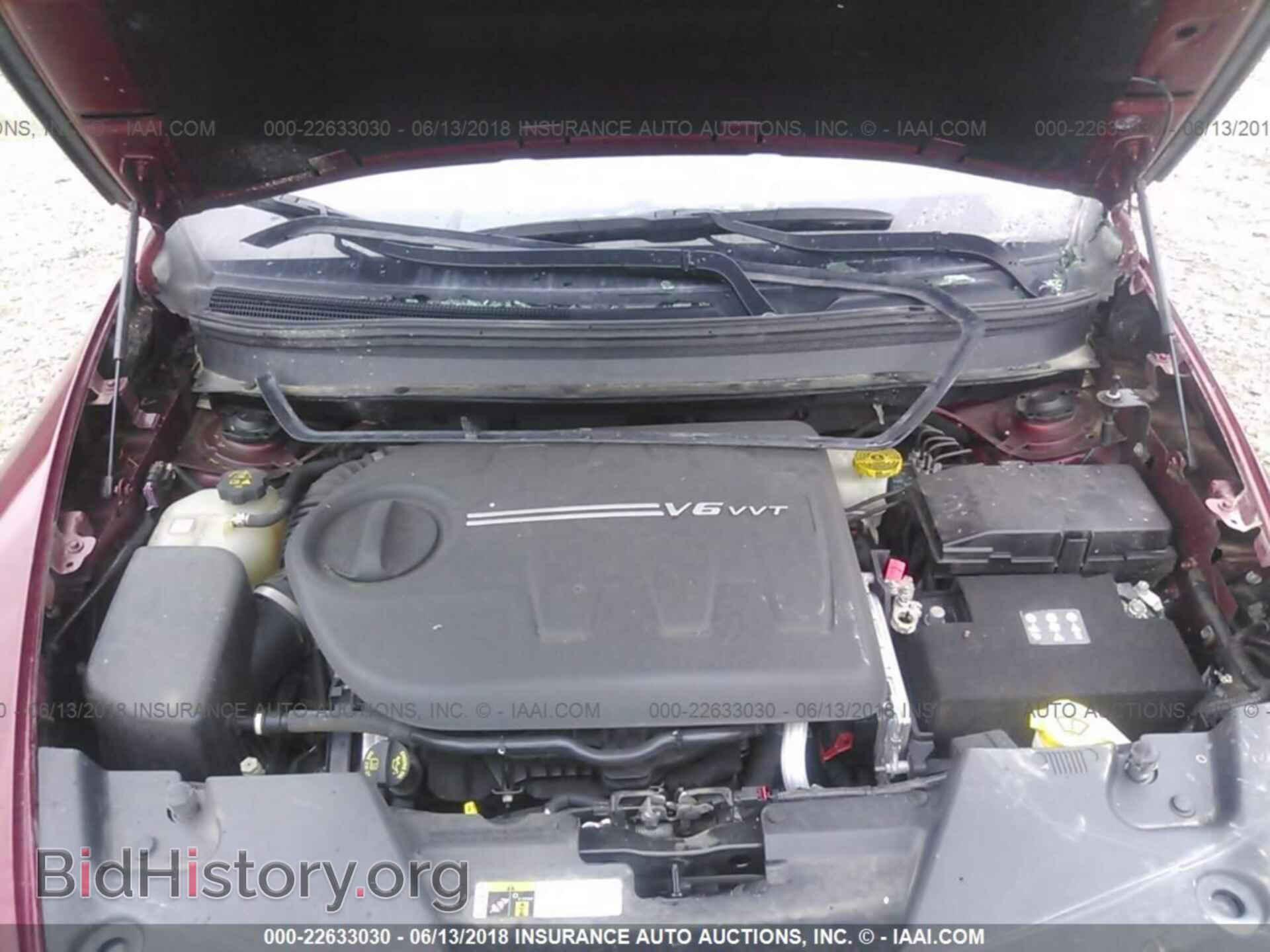 2015 Jeep Cherokee - VIN: 1C4PJMCS2FW589302 - Photo 10