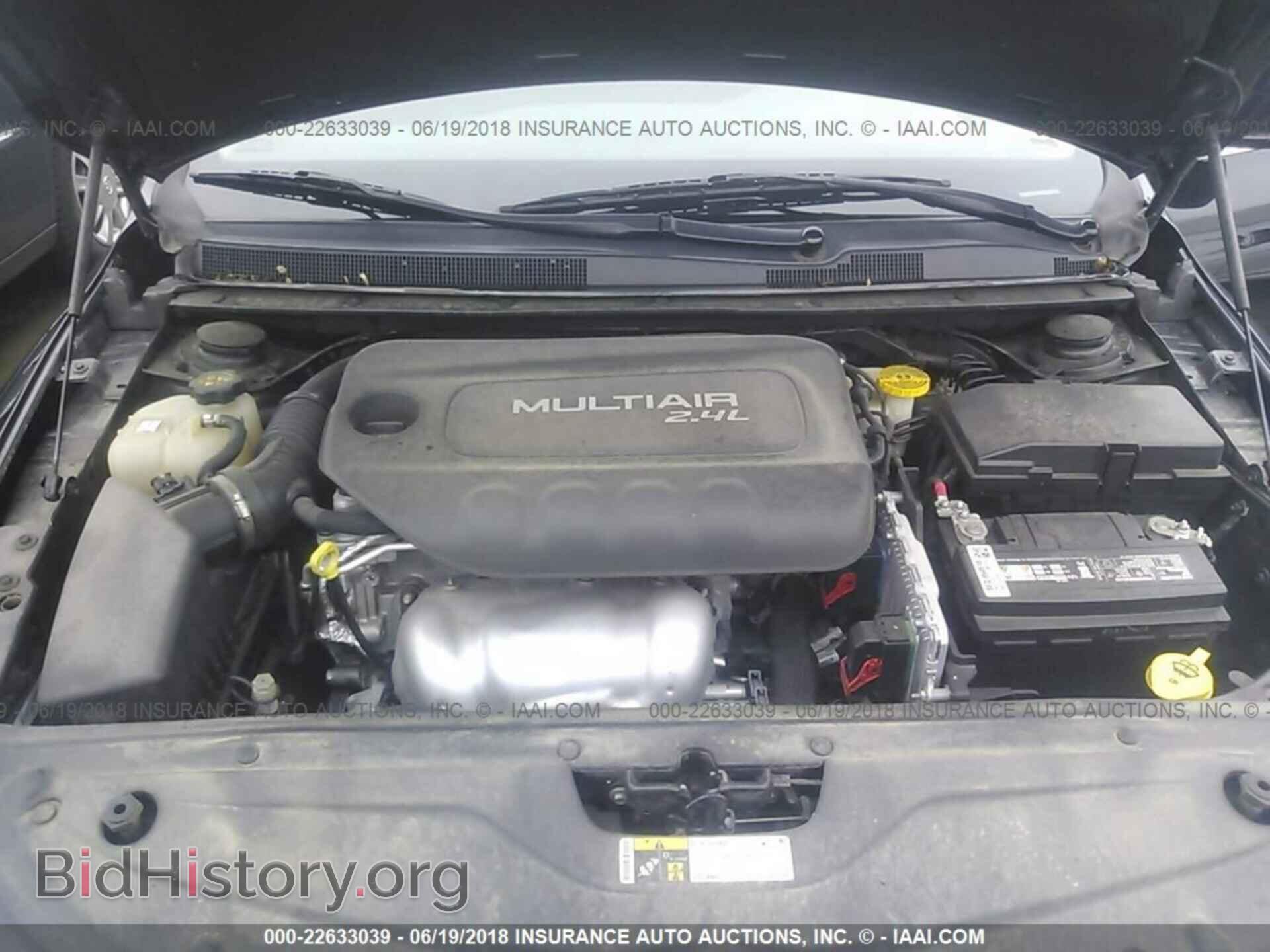 2015 Chrysler 200 - VIN: 1C3CCCAB0FN716502 - Photo 10