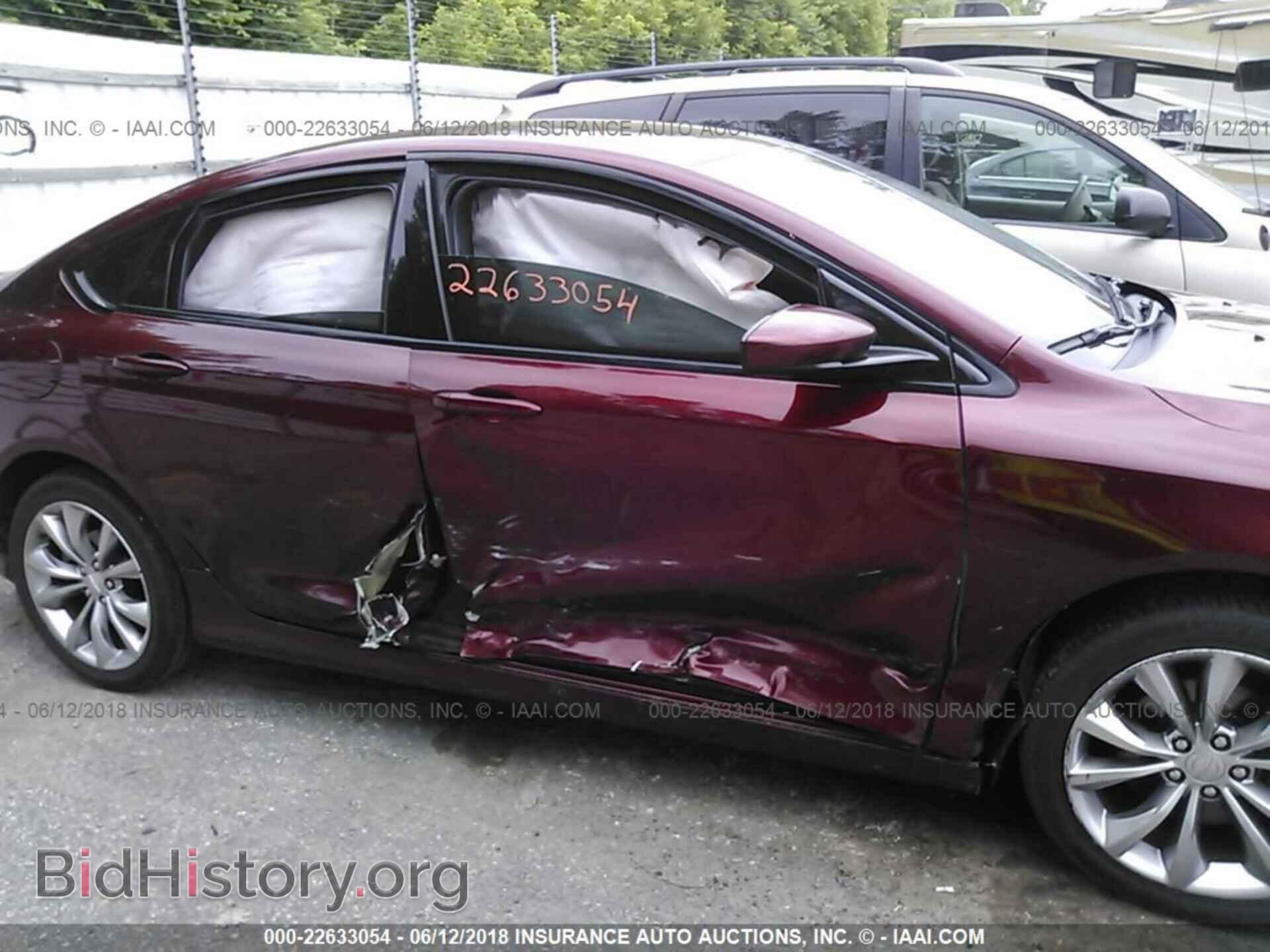 2015 Chrysler 200 - VIN: 1C3CCCBBXFN744161 - Photo 6