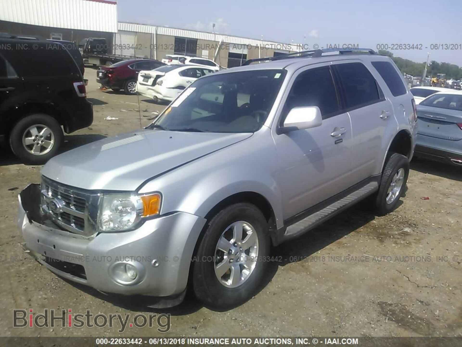 2012 Ford Escape - VIN: 1FMCU0EG3CKC43250 - Фото 2
