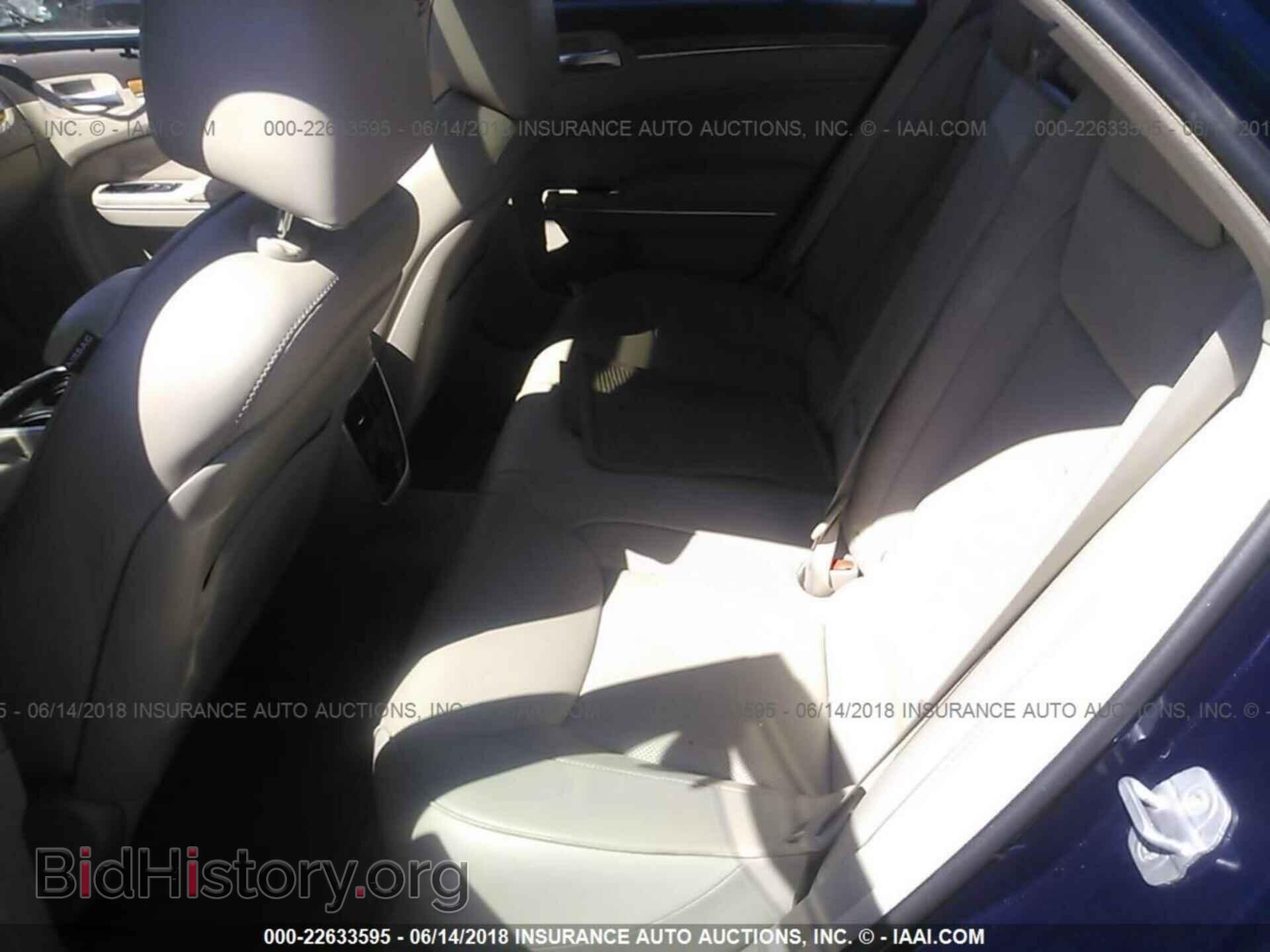 2014 CHRYSLER 300C - VIN: 2C3CCAET1EH119874 - Фото 8