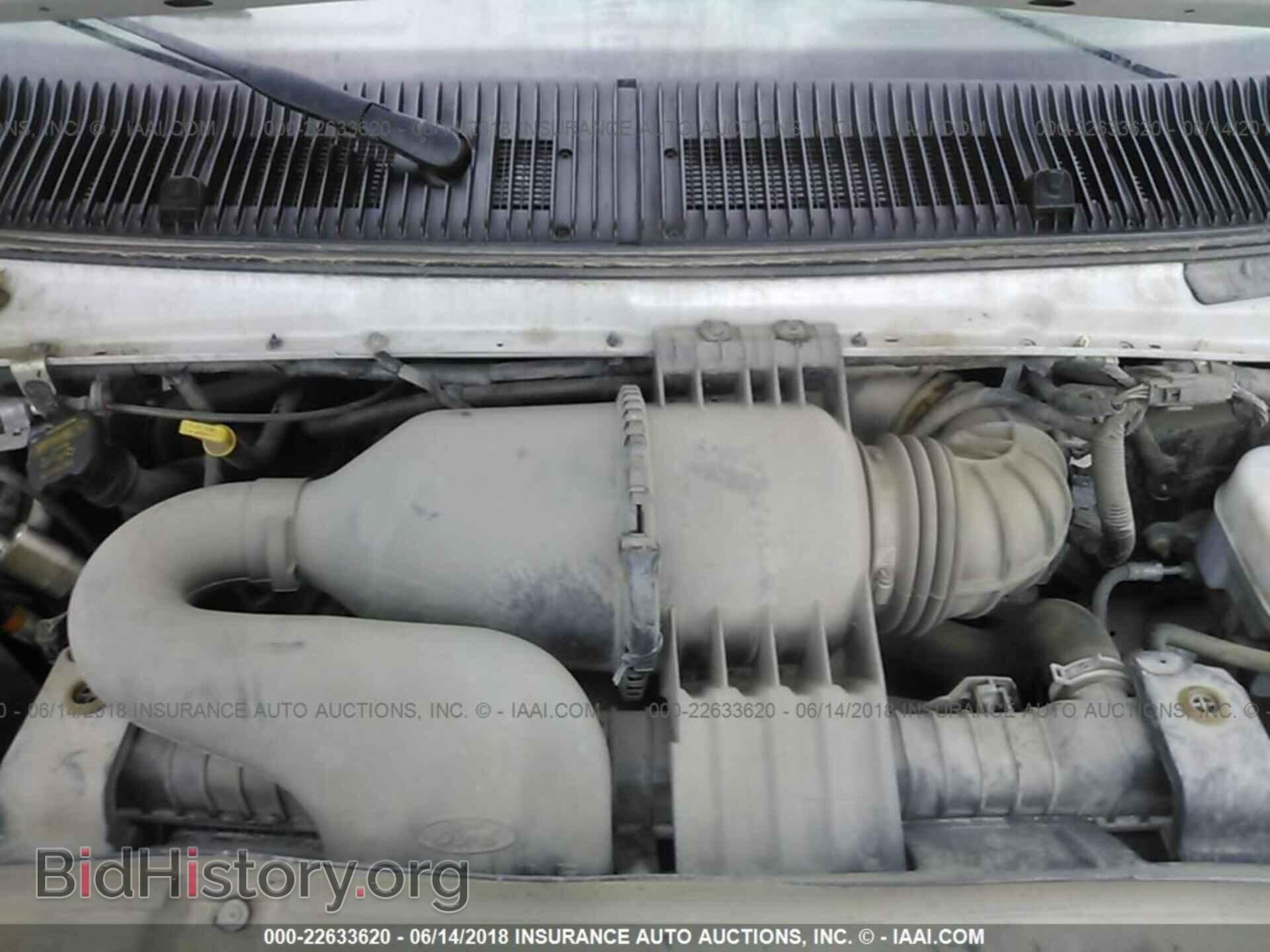2014 Ford Econoline - VIN: 1FBSS3BL3EDA77266 - Photo 10